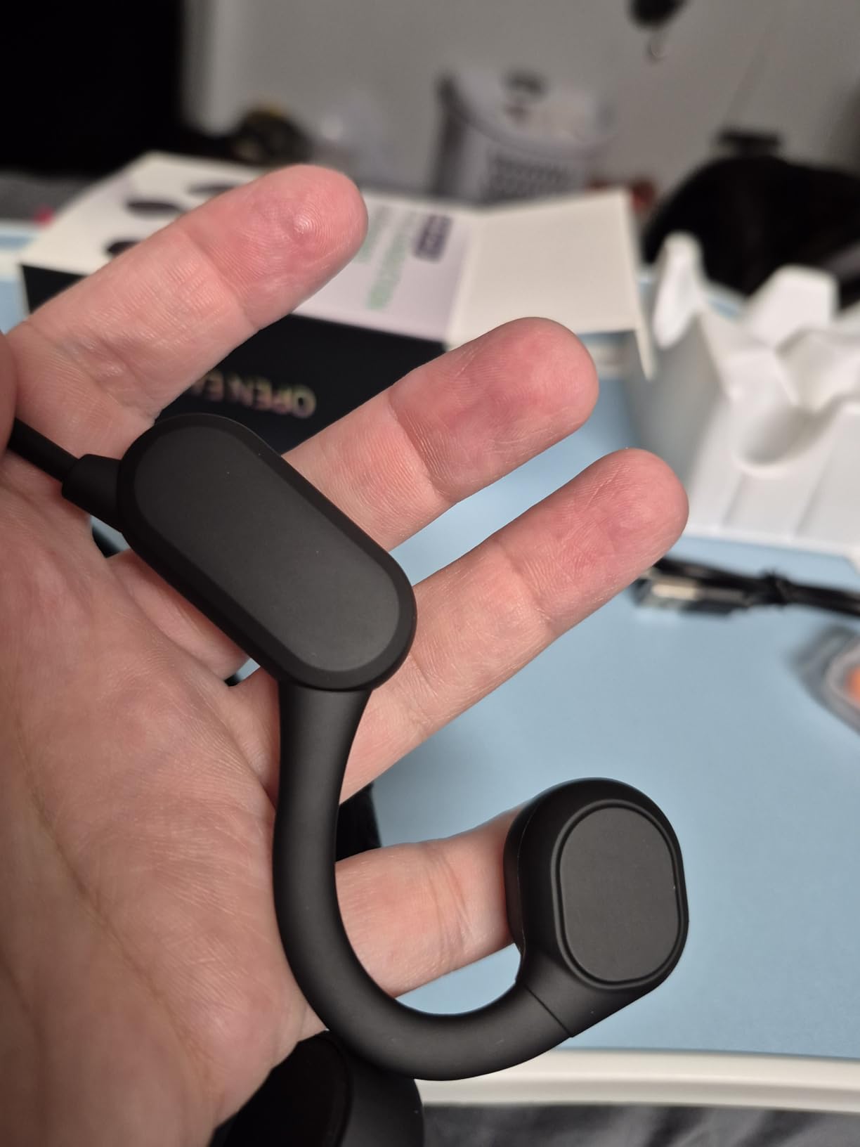 2025 Bone Conduction Headphones,Bluetooth 5.4 Wireless Headphones, Type-C Quickly Charge,12Hrs Playtime,IPX5 Waterproof for Traving,Running,Hiking Customer Review 2025 Bone Conduction Headphones,Bluetooth 5.4 Wireless Headphones, Type-C Quickly Charge,12Hrs Playtime,IPX5 Waterproof for Traving,Running,Hiking - Customer Photo 3