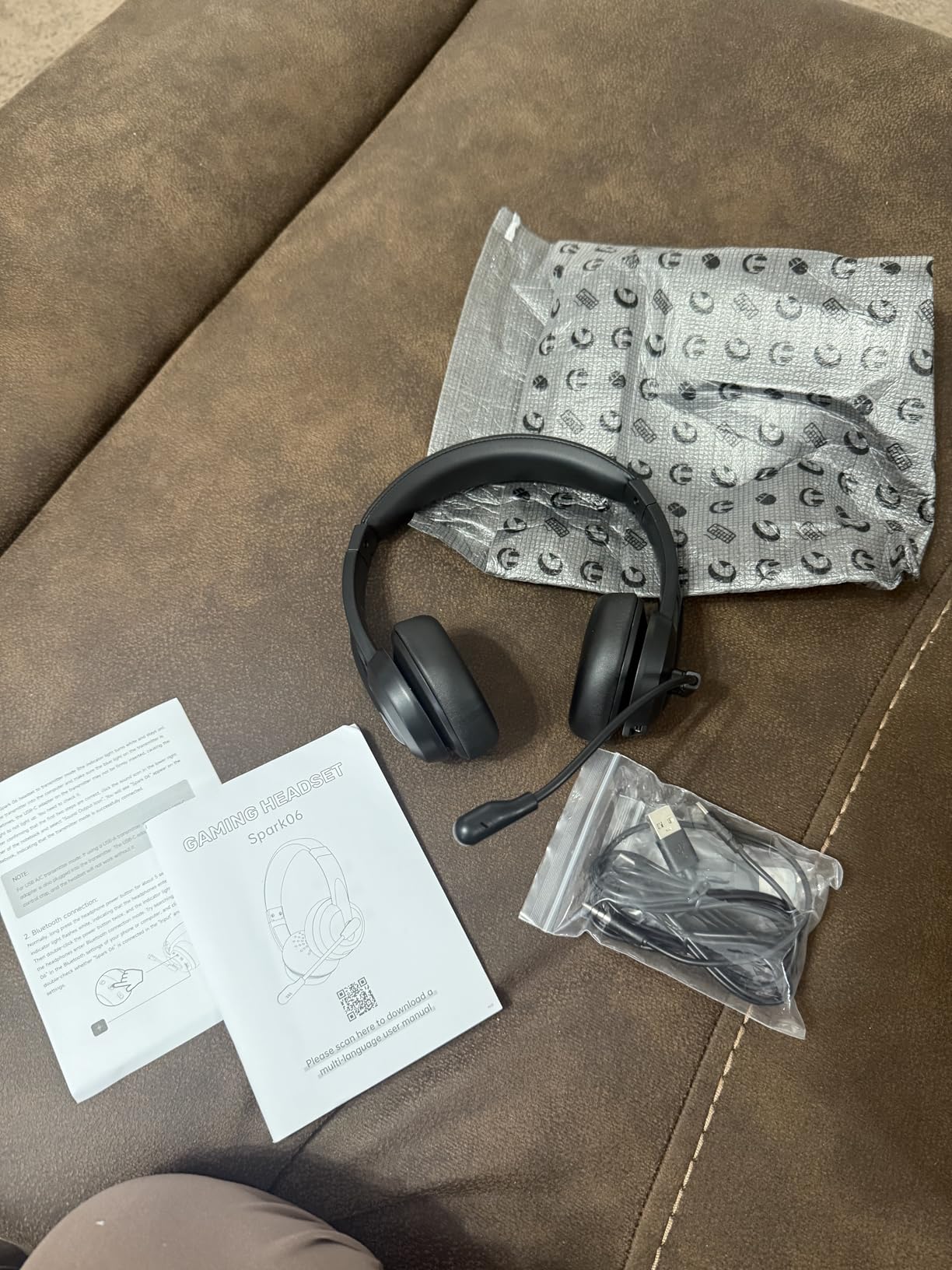Wireless Headset with Mic for Work with AI Noise Cancelling Mic for Clear Calls, Bluetooth V5.3 Headphones with Microphone to USB A/C Dongle & Mic Mute for Computer Laptop PC iPhone (Black) Customer Review Wireless Headset with Mic for Work with AI Noise Cancelling Mic for Clear Calls, Bluetooth V5.3 Headphones with Microphone to USB A/C Dongle & Mic Mute for Computer Laptop PC iPhone (Black) - Customer Photo 1