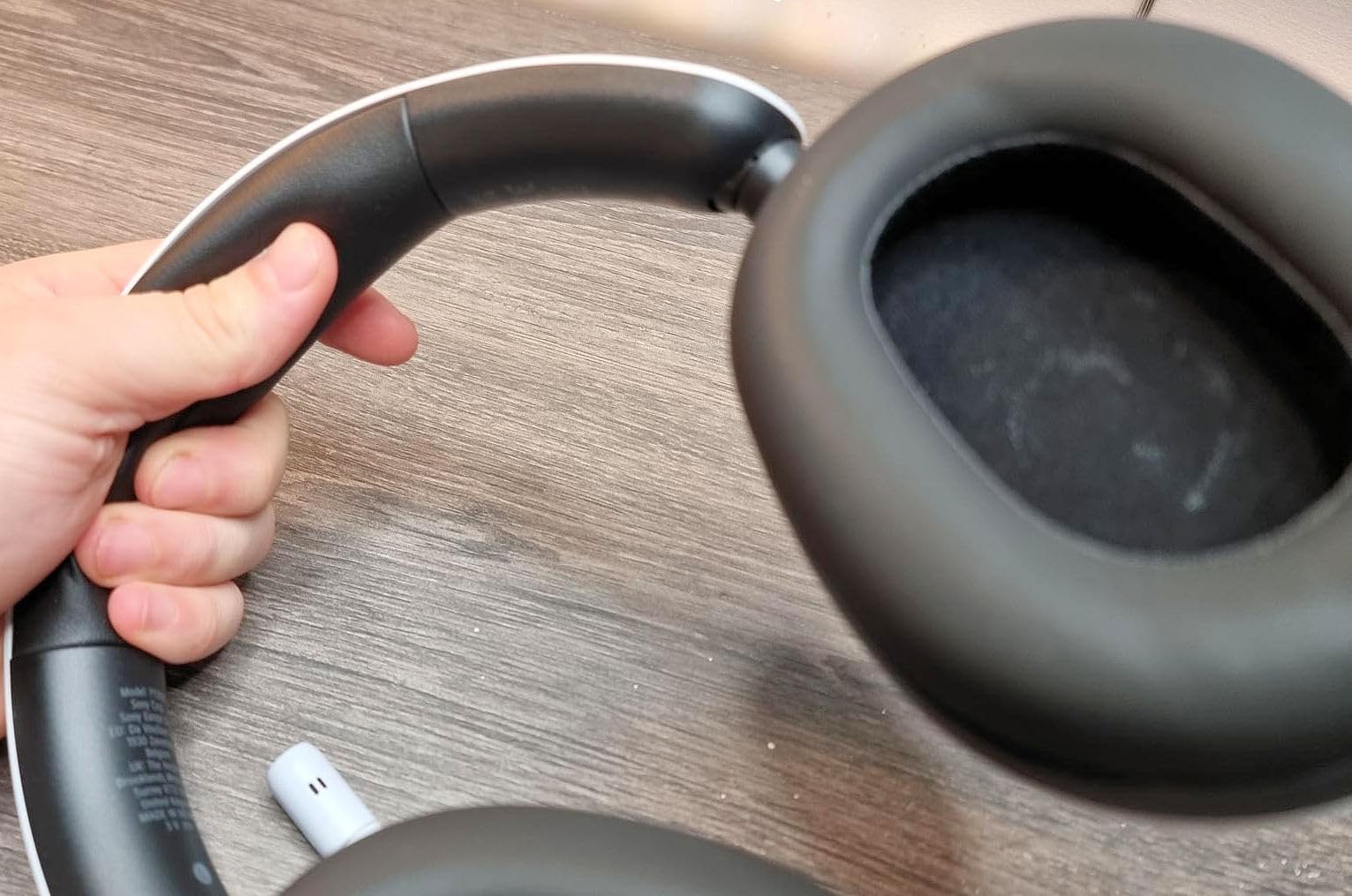Sony INZONE H9 II Wireless Noise Canceling Gaming Headset, WH-1000XM6 Drivers, Lightweight, Detachable Cardoid AI Mic, 2.4GHz and Bluetooth, Soft Case, for PC, PS5, Switch, and Mobile, Black Customer Review Sony INZONE H9 II Wireless Noise Canceling Gaming Headset, WH-1000XM6 Drivers, Lightweight, Detachable Cardoid AI Mic, 2.4GHz and Bluetooth, Soft Case, for PC, PS5, Switch, and Mobile, Black - Customer Photo 1