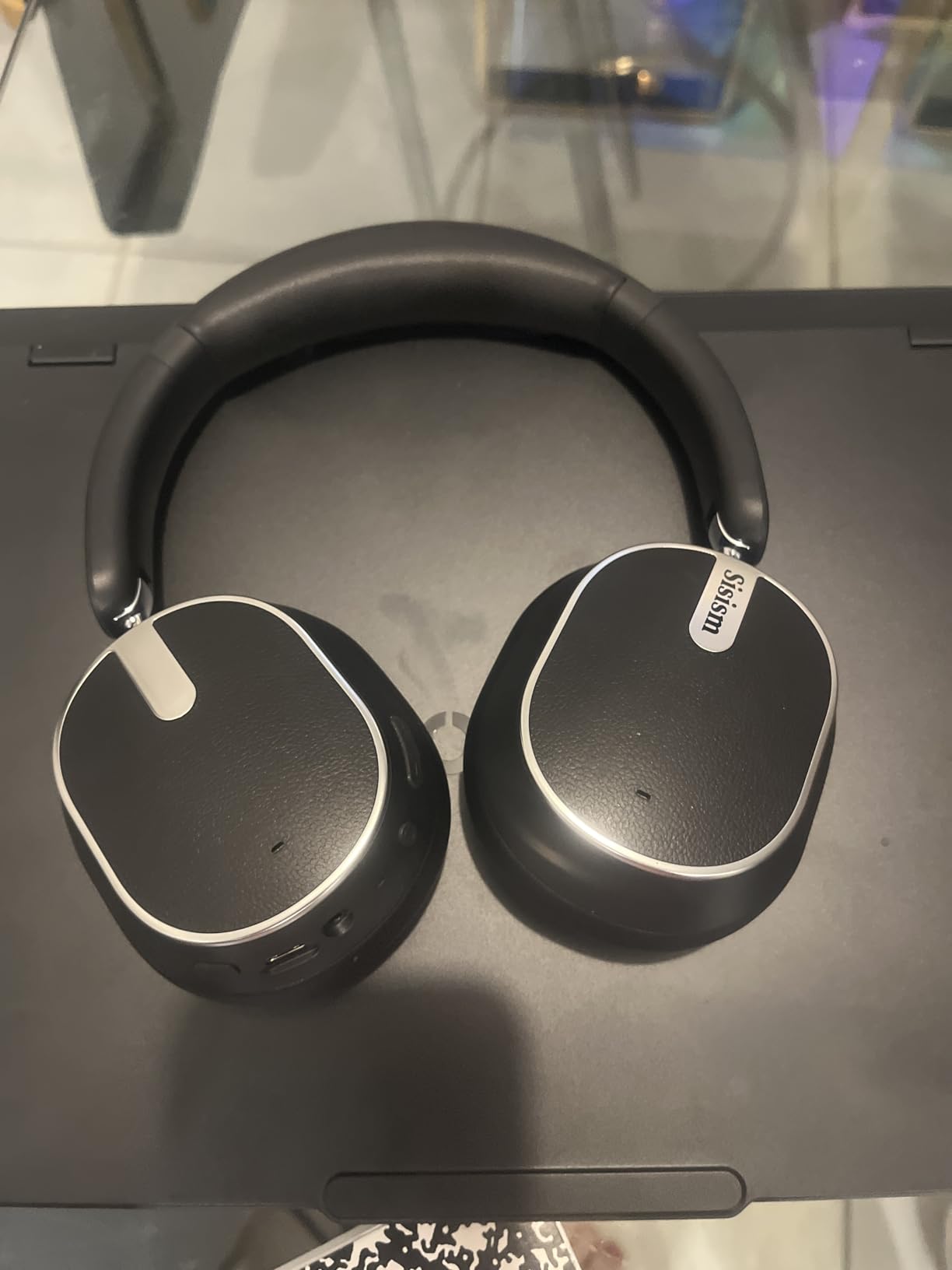 Hybrid Active Noise Cancelling Bluetooth Headphones, Over Ear Wireless Headphones with 40H Playtime, Deep Bass, Memory Foam Ear Cups for Home Office Travel Customer Review Hybrid Active Noise Cancelling Bluetooth Headphones, Over Ear Wireless Headphones with 40H Playtime, Deep Bass, Memory Foam Ear Cups for Home Office Travel - Customer Photo 1