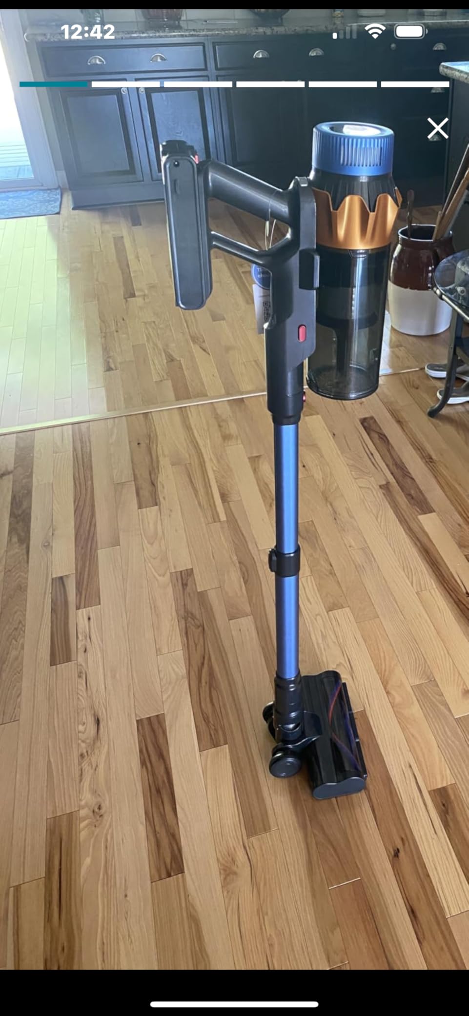 Cordless Vacuum Cleaner, 580W 48KPA 70 Mins Vacuum Cleaners for Home, Self-Standing Cordless Vacuum with Charging Dock Station, LED Display, Upgraded Anti-Tangle Stick Vacuum for Pet Hair/Carpet/Floor - Customer Photo 2