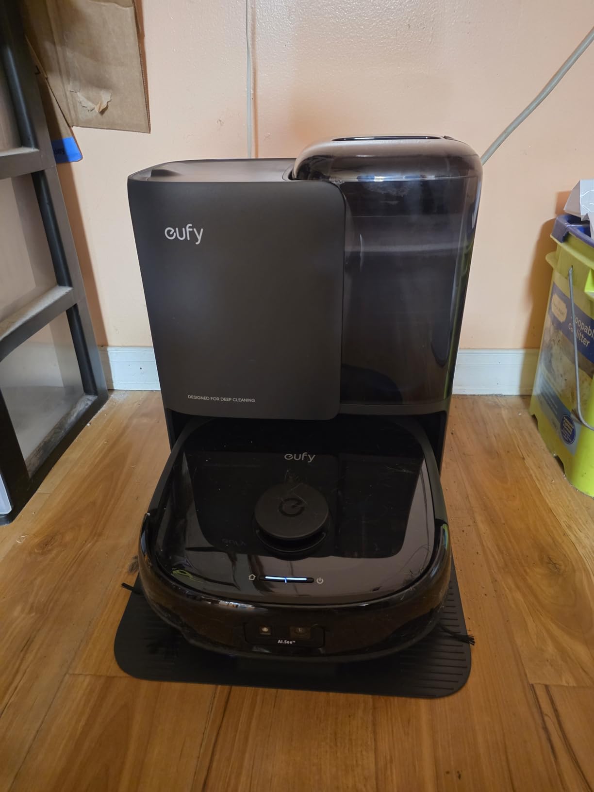 Robot Vacuum E25, 20,000 Pa Turbo Suction,Roller Mop with HydroJet System, All-in-One Robot Vacuum and Mop Combo, Edge-to-Corner Cleaning, Zero-Tangle Design, AI Obstacle Avoidance (Upgraded) customer photo 1