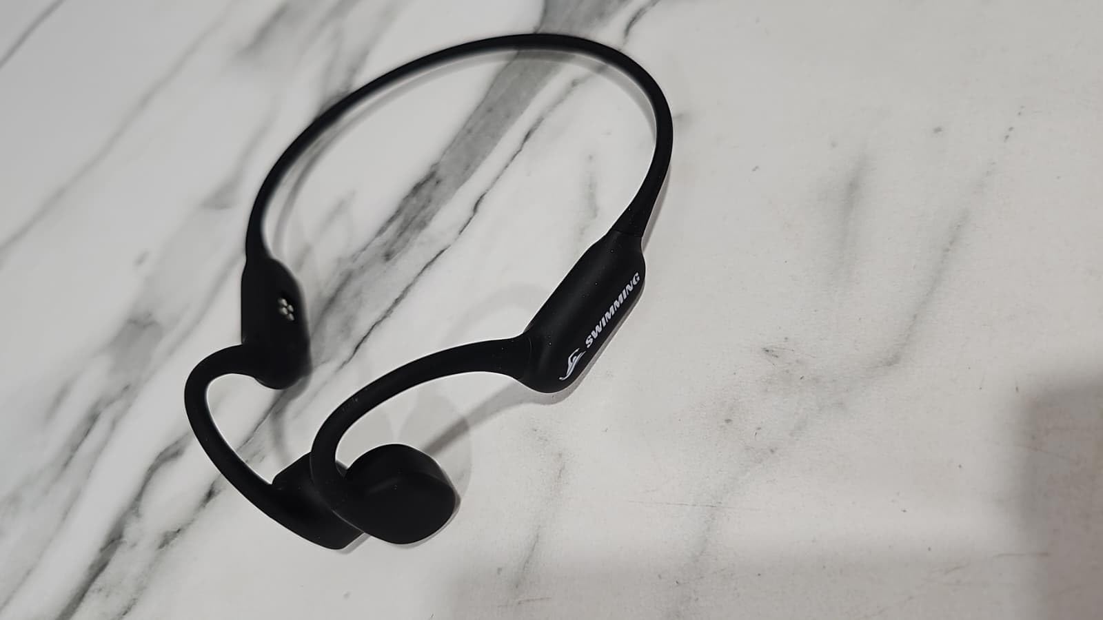 Swimming Headphones Waterproof, Wireless Bone Conduction Headphones, Built-in MP3 Player, 32GB Memory, Underwater Pool Earphones, Bluetooth 5.4 Sports Headset, Suitable for Running, Cycling - Customer Photo 2
