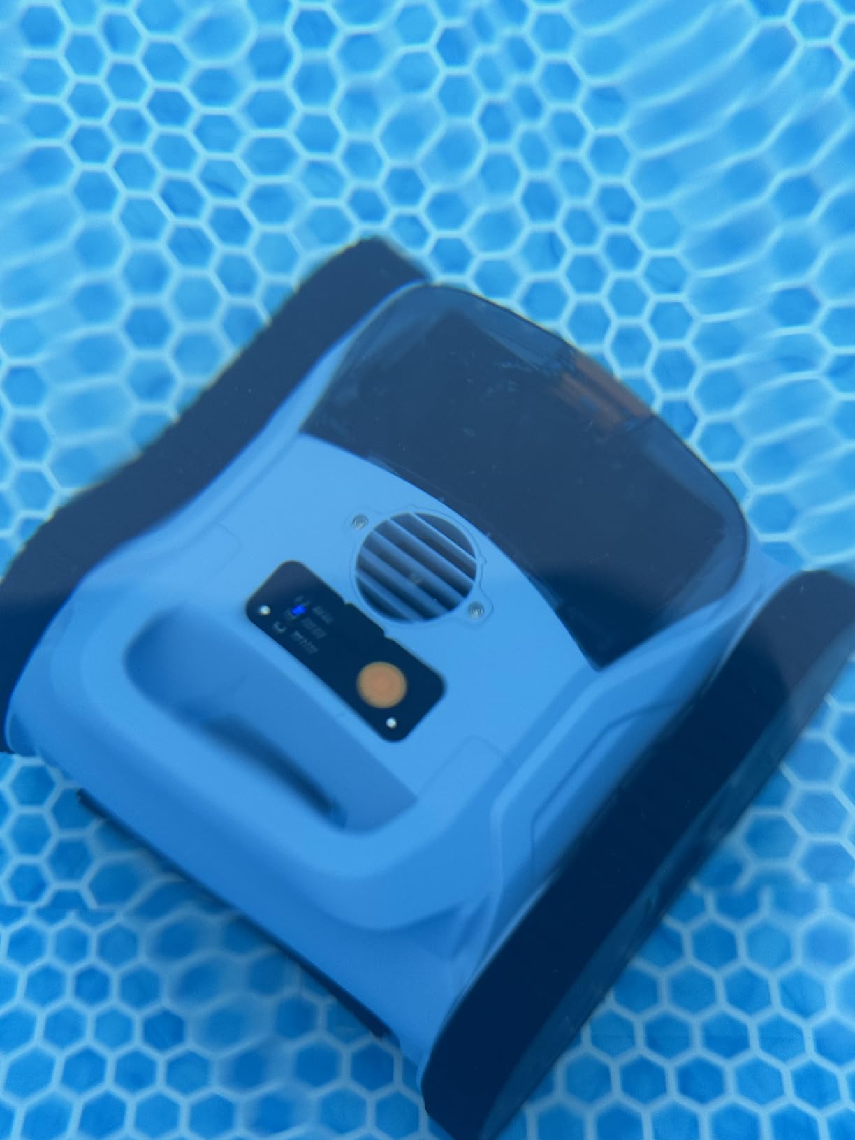 Pool Vacuum for Above Ground Pool, Lasts Up to 180 Mins, Self-Parking, LED Indicator, Wall Climbing Above Ground Pool Vacuum for Inground Pools, Robotic Pool Cleaner for Pools up to 2000 Sq.ft Customer Review Pool Vacuum for Above Ground Pool, Lasts Up to 180 Mins, Self-Parking, LED Indicator, Wall Climbing Above Ground Pool Vacuum for Inground Pools, Robotic Pool Cleaner for Pools up to 2000 Sq.ft - Customer Photo 2