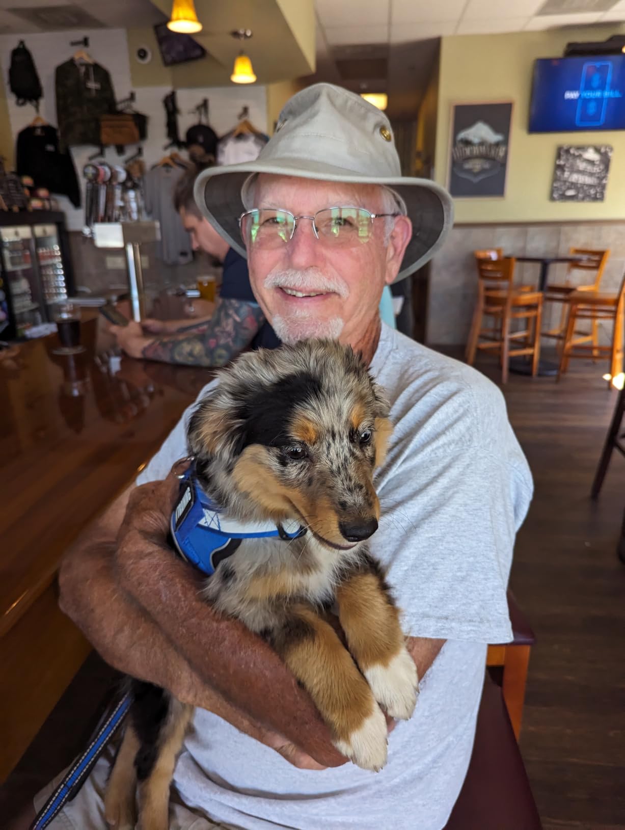 T5 Adventure Hat Customer Review T5 Adventure Hat - Customer Photo 1
