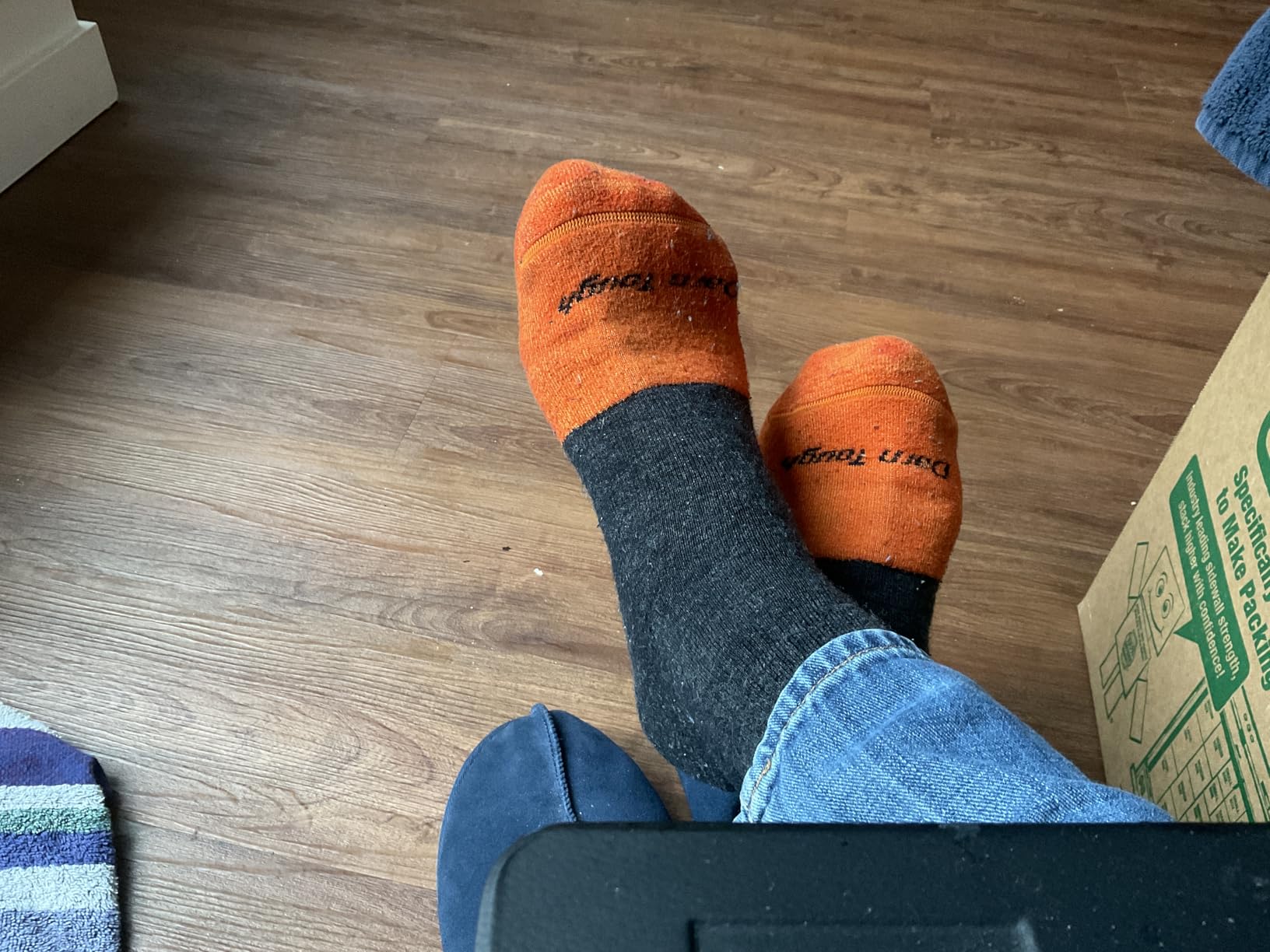 Darn Tough Vermont Men's Hiker Midweight Micro Crew Sock (Style 1466) Customer Review Darn Tough Vermont Men's Hiker Midweight Micro Crew Sock (Style 1466) - Customer Photo 1