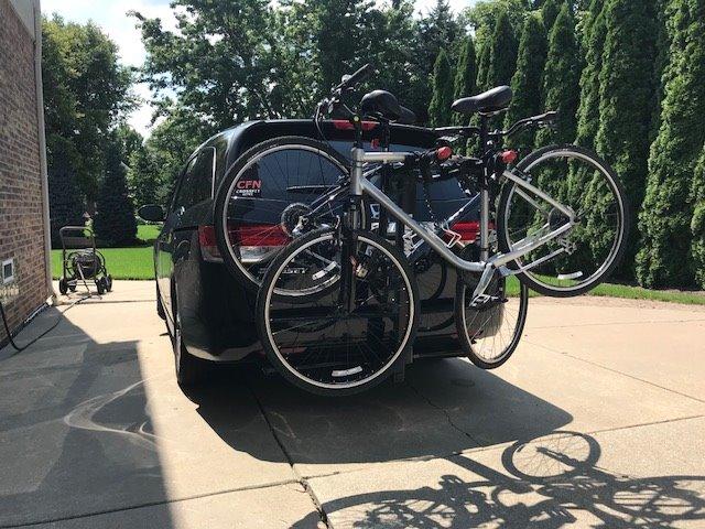 Yakima DoubleDown 4 Hitch Mount Bike Rack, 4-Bike Carrier for Car, SUV & Truck - Fits 2 Yakima DoubleDown 4 Hitch Mount Bike Rack, 4-Bike Carrier for Car, SUV & Truck - Fits 2