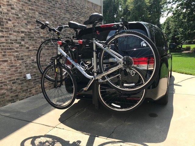 Yakima DoubleDown 4 Hitch Mount Bike Rack, 4-Bike Carrier for Car, SUV & Truck - Fits 2 Yakima DoubleDown 4 Hitch Mount Bike Rack, 4-Bike Carrier for Car, SUV & Truck - Fits 2