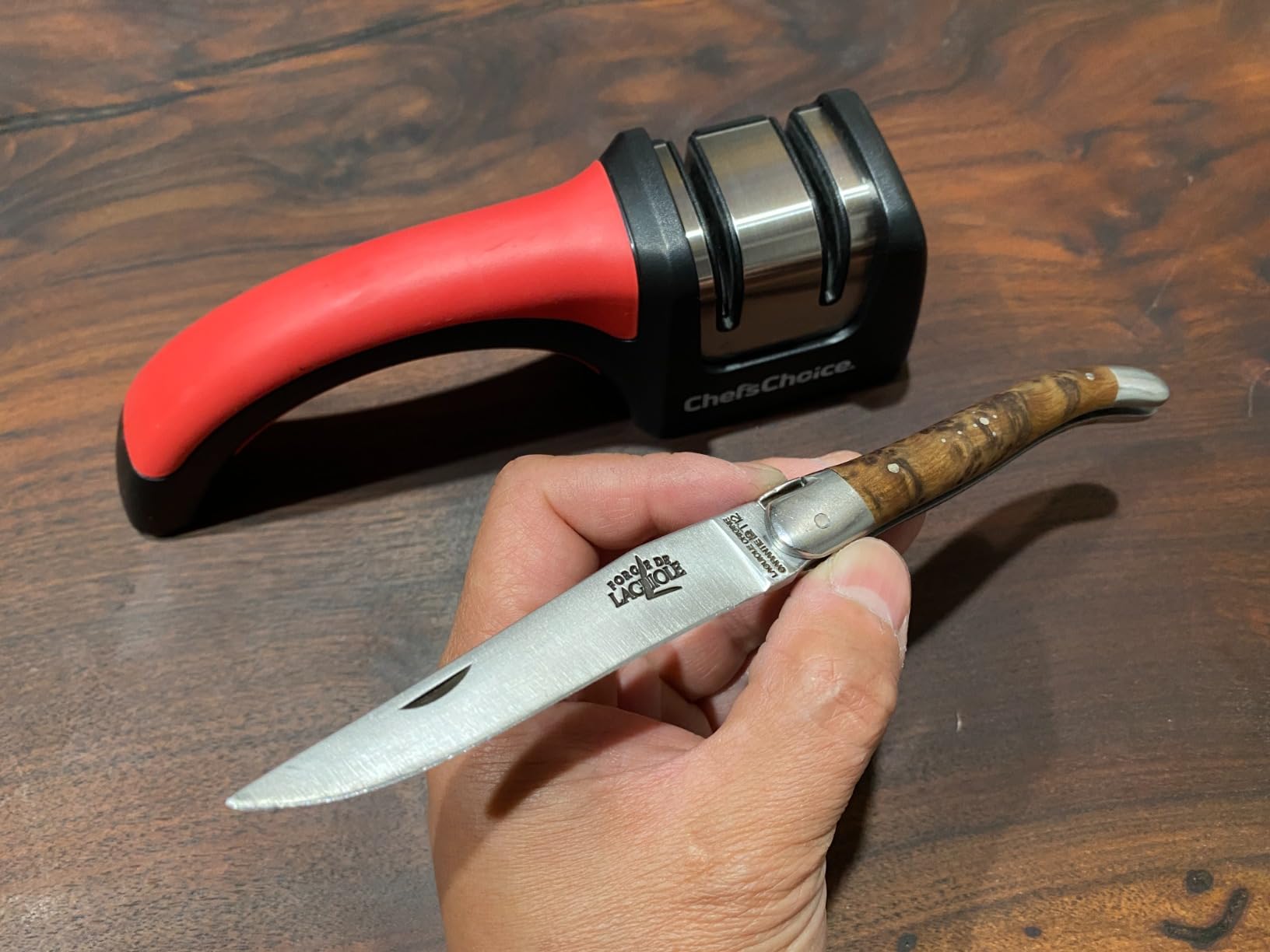 Chef'sChoice Professional Manual Knife Sharpeners Pronto Hone for 15-Degree Straight-Edge and Serrated Knives - Customer Photo 1