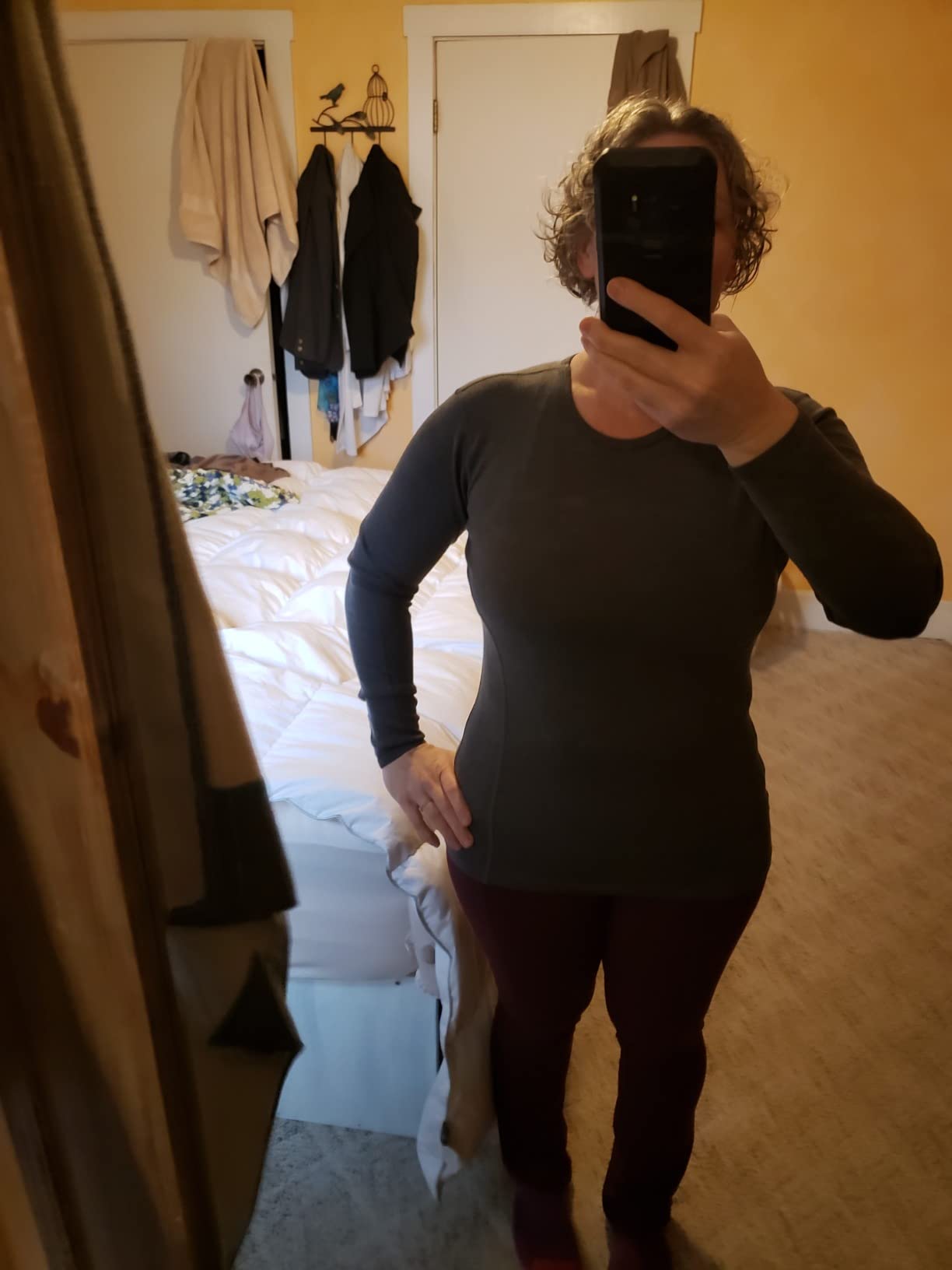 Minus33 100% Merino Wool Women's Midweight Base Layer - Long Sleeve Crew Customer Review Minus33 100% Merino Wool Women's Midweight Base Layer - Long Sleeve Crew - Customer Photo 1
