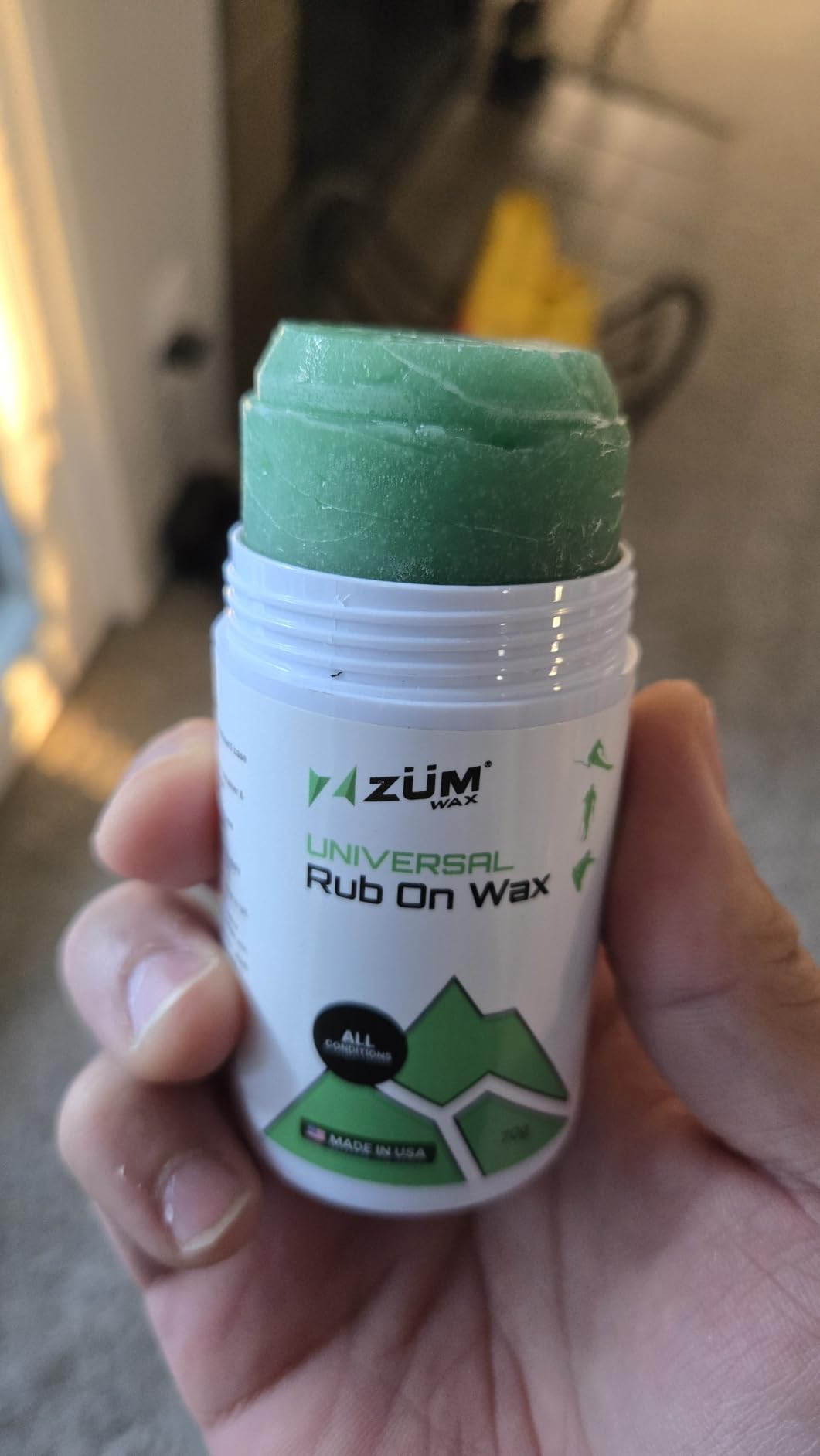 ZUMWax Rub-On Ski/Snowboard/Nordic/Cross-Country Wax 70g, UNIVERSAL, Easy cork applicator, long-lasting performance, secret vanilla scent, Made in USA, PFAS-free Great for quick waxing on the go - Customer Photo 2