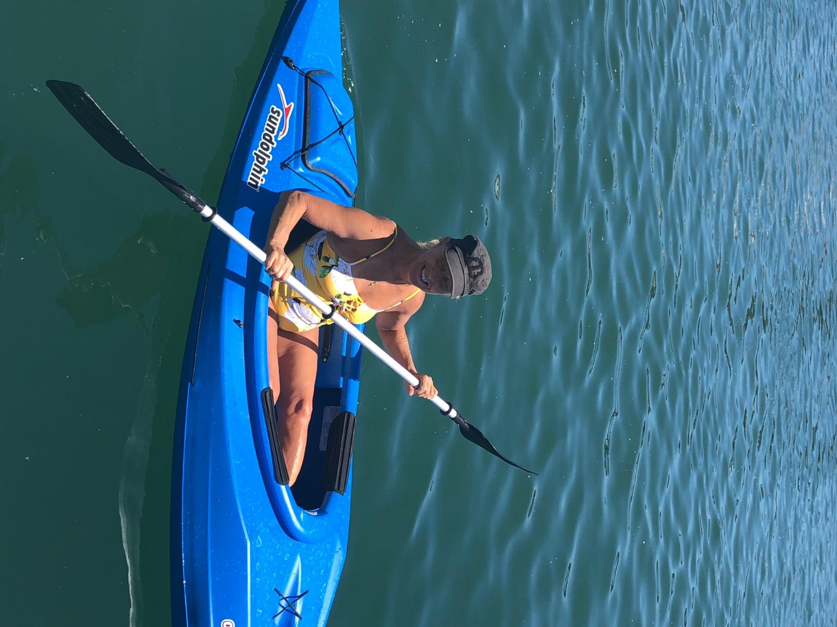 Sun Dolphin Aruba 10-Foot Sit-in Kayak - Customer Photo 4