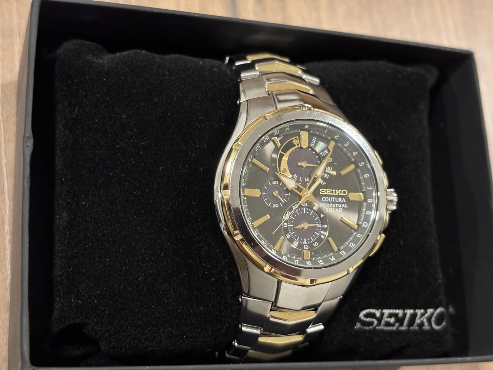 Seiko Coutura Men's Solar Perpetual Calendar Alarm Chronograph Watch with Advanced Solar Technology - Customer Photo 1