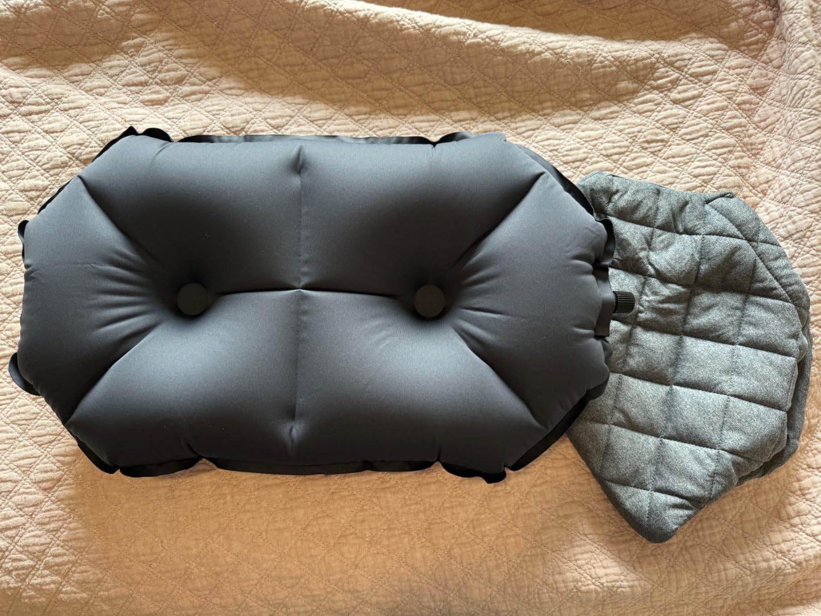 Klymit Luxe Travel Pillow, Lightweight Inflatable Hybrid Airplane, Backpacking, Hammock, and Camping Pillow, Grey - Customer Photo 1