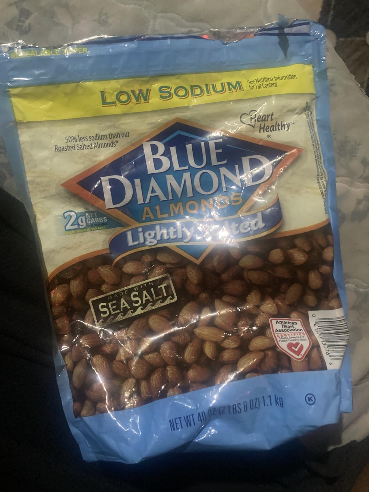 Blue Diamond Almonds Low Sodium Lightly Salted Snack Nuts, 40 Oz Resealable Bag (Pack of 1) - Customer Photo 1