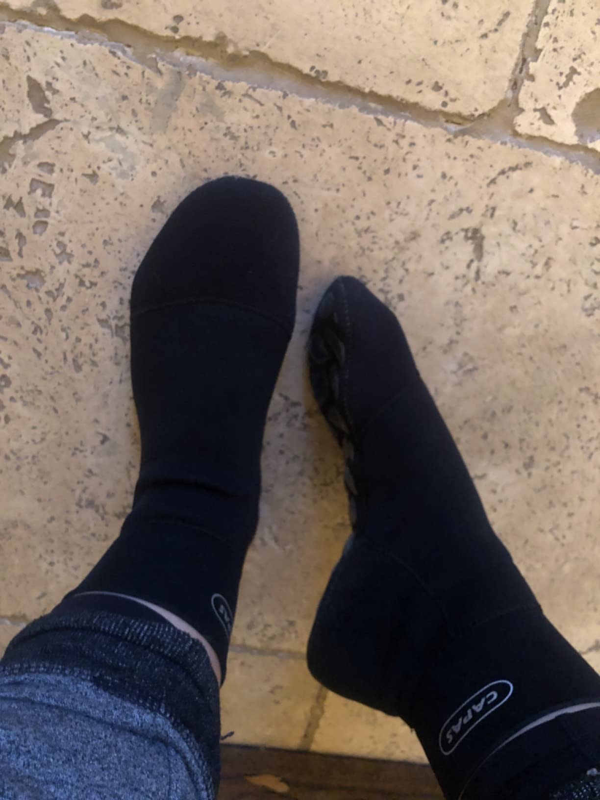 CAPAS 2mm Neoprene Sand Socks, Beach Volleyball Sand Proof Outdoor Socks, Wetsuit Diving Water Socks Keep Warm for Men Women - Customer Photo 1