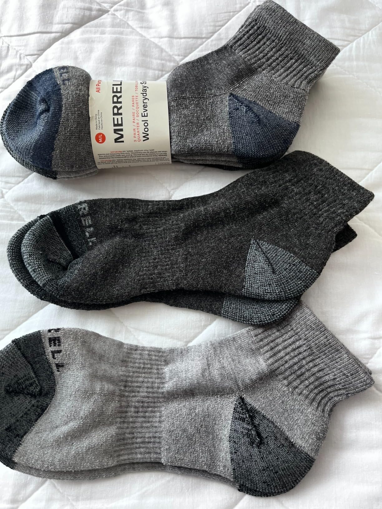 Merrell Men's 3 Pack Cushioned Performance Hiker Socks (Low/Quarter/Crew Socks), Charcoal Black (Quarter), Shoe Size: 9.5-12 Customer Review Merrell Men's 3 Pack Cushioned Performance Hiker Socks (Low/Quarter/Crew Socks), Charcoal Black (Quarter), Shoe Size: 9.5-12 - Customer Photo 2