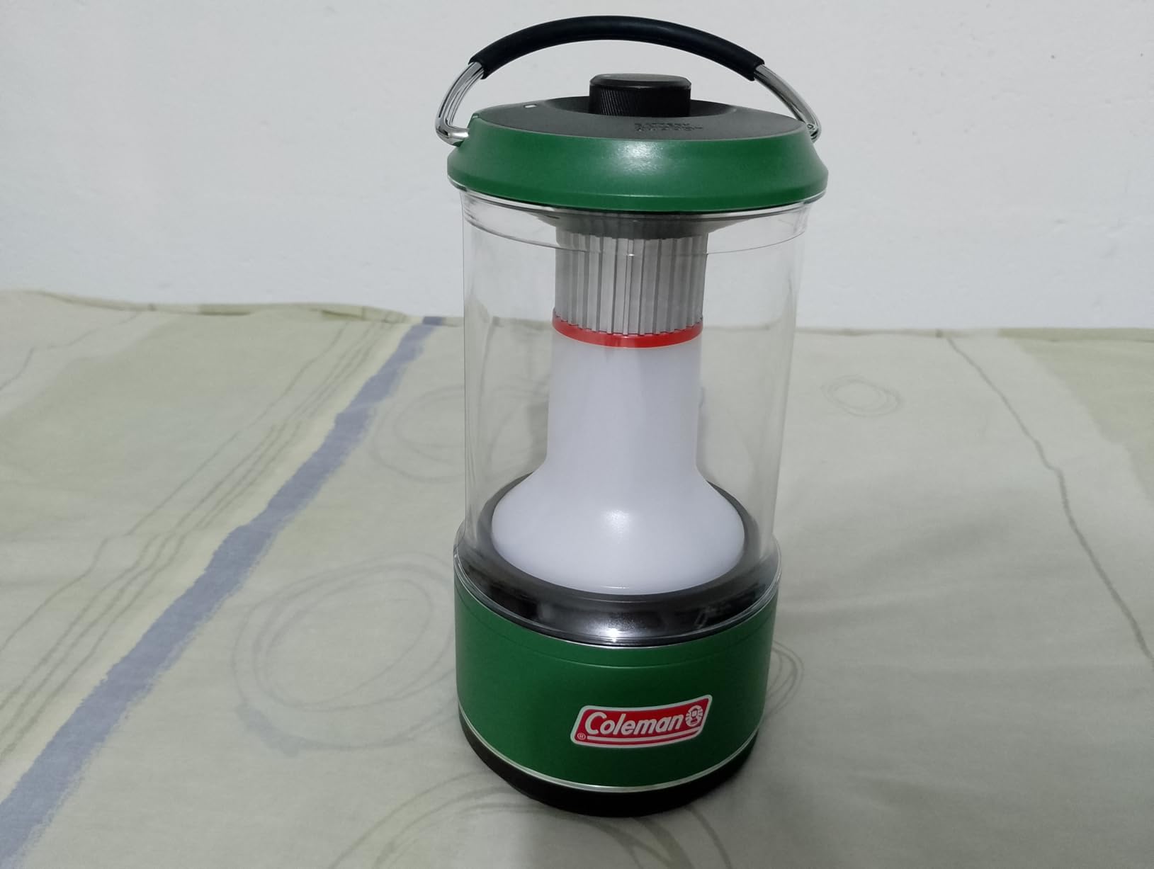 Coleman 1000L LED Lantern with Enhanced Battery Protection, Water-Resistant, Batteries Last up to 25% Longer Than Other Lanterns, Great for Camping, Power Outage, Emergencies, & More - Customer Photo 2