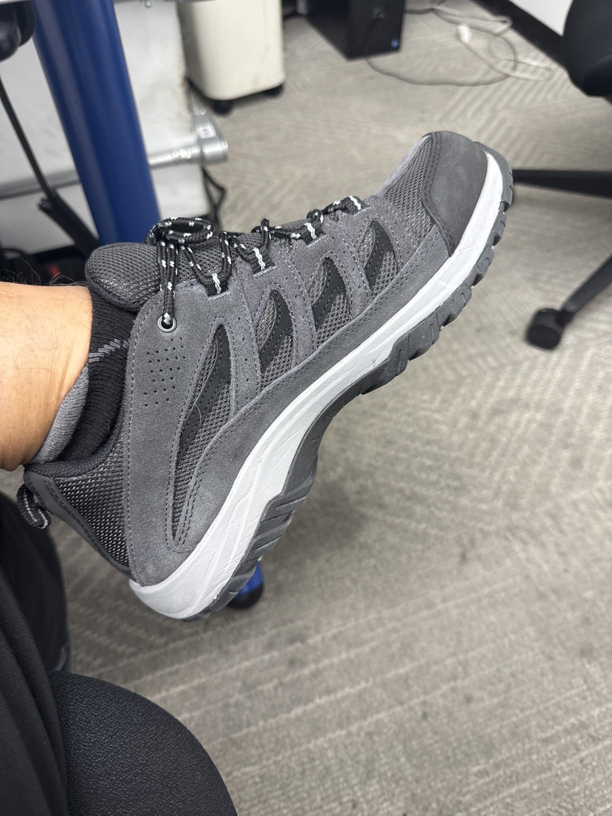 Columbia Men's Crestwood Hiking Boots - Customer Photo 2