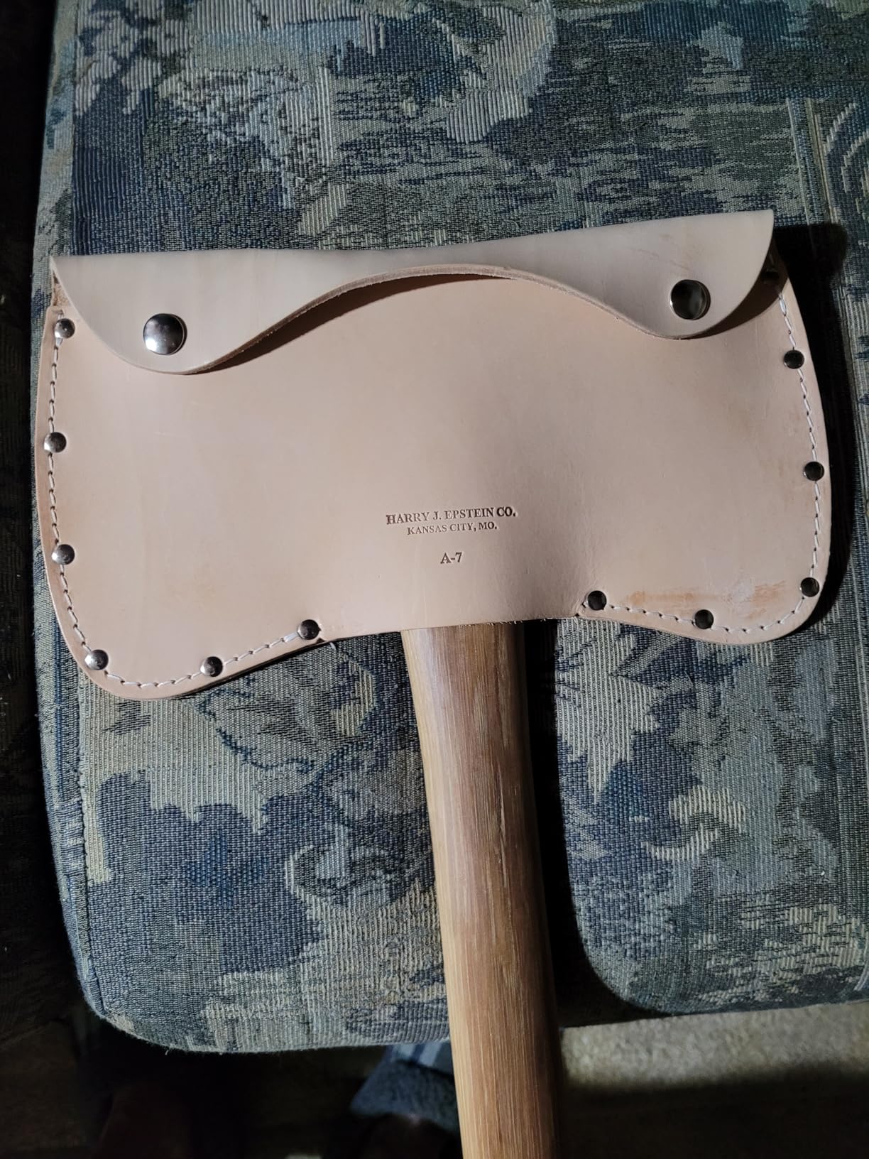 USA Top Grain Leather Double Bit Axe Sheath Customer Review USA Top Grain Leather Double Bit Axe Sheath - Customer Photo 1