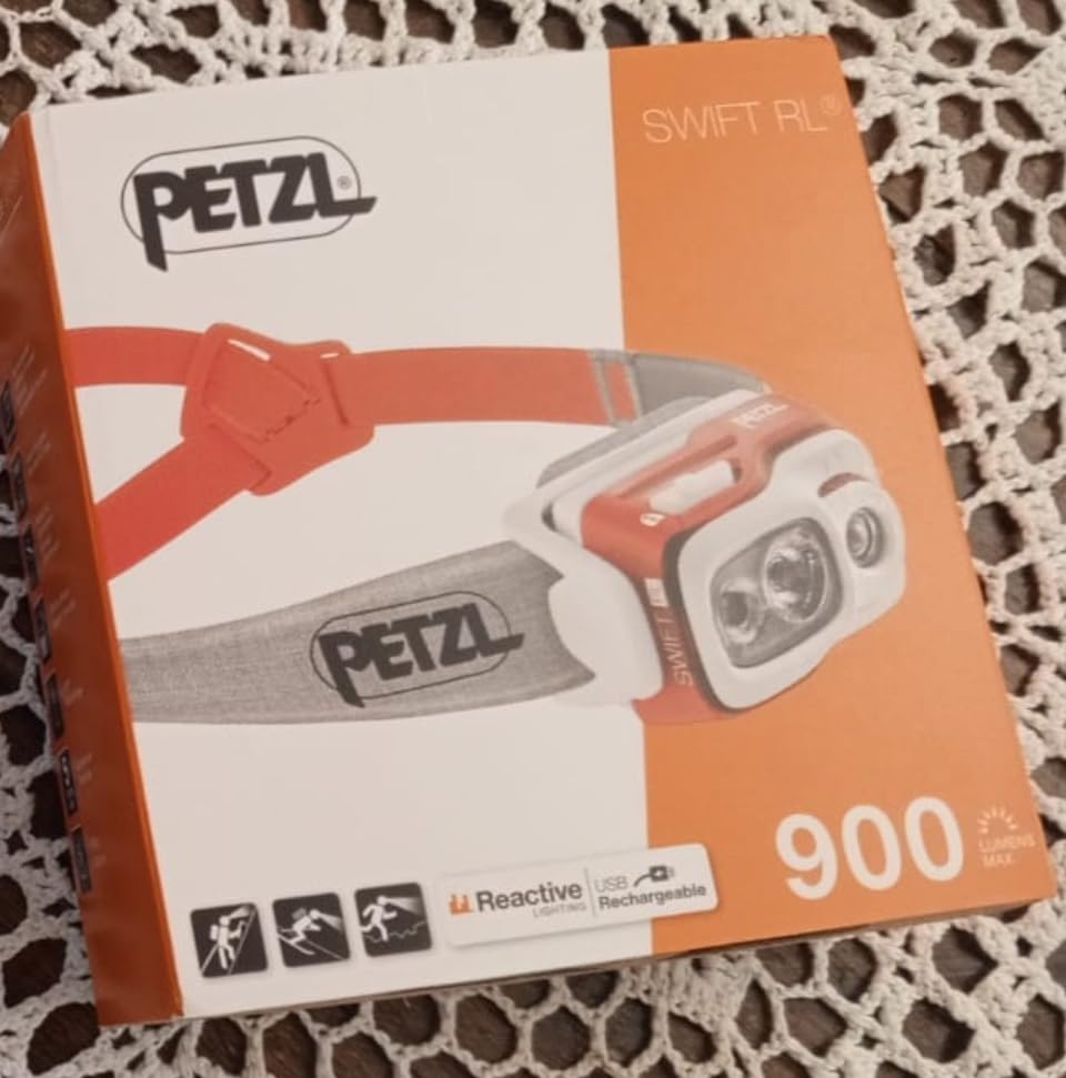PETZL, Swift RL Lamp Orange, Compact, Very Powerful and Rechargeable headlamp Featuring Reactive Lighting® Technology. 900 lumens. - Customer Photo 1