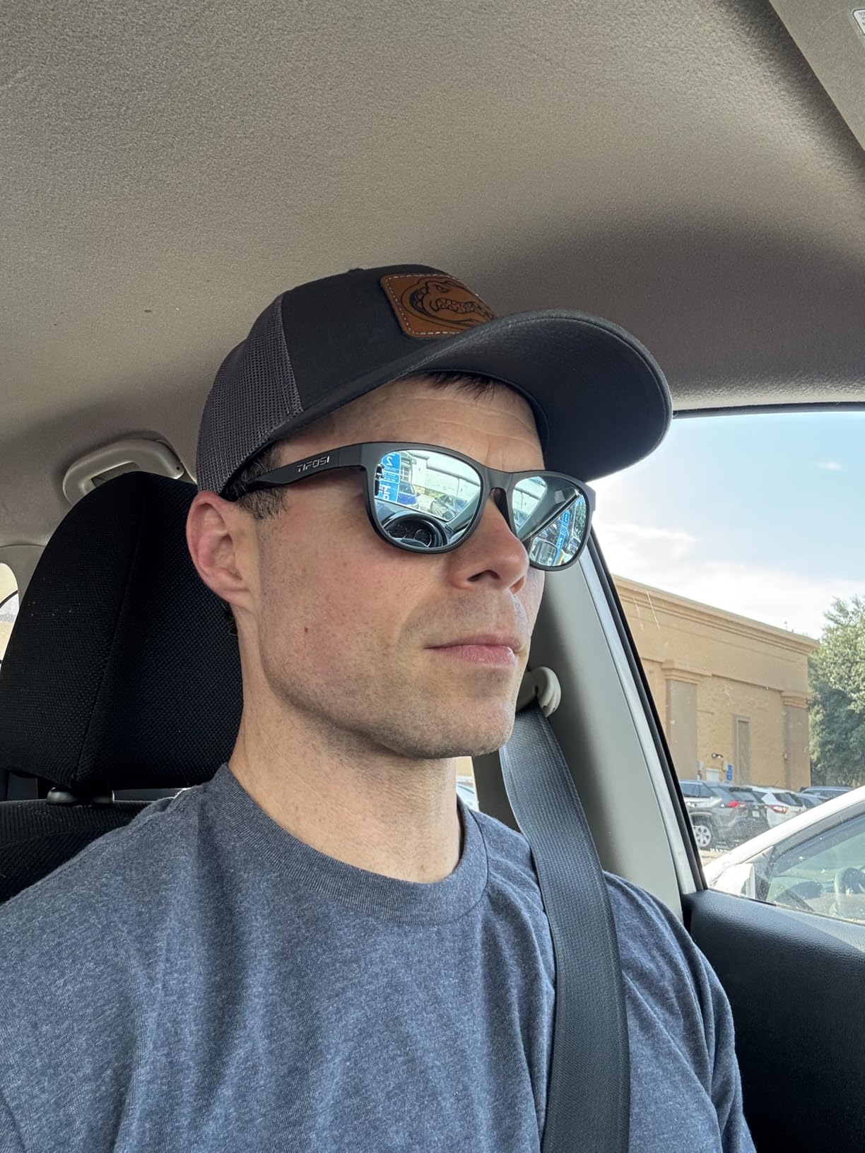 Tifosi Swank Sport Sunglasses - Tangle Free Customer Review Tifosi Swank Sport Sunglasses - Tangle Free - Customer Photo 2