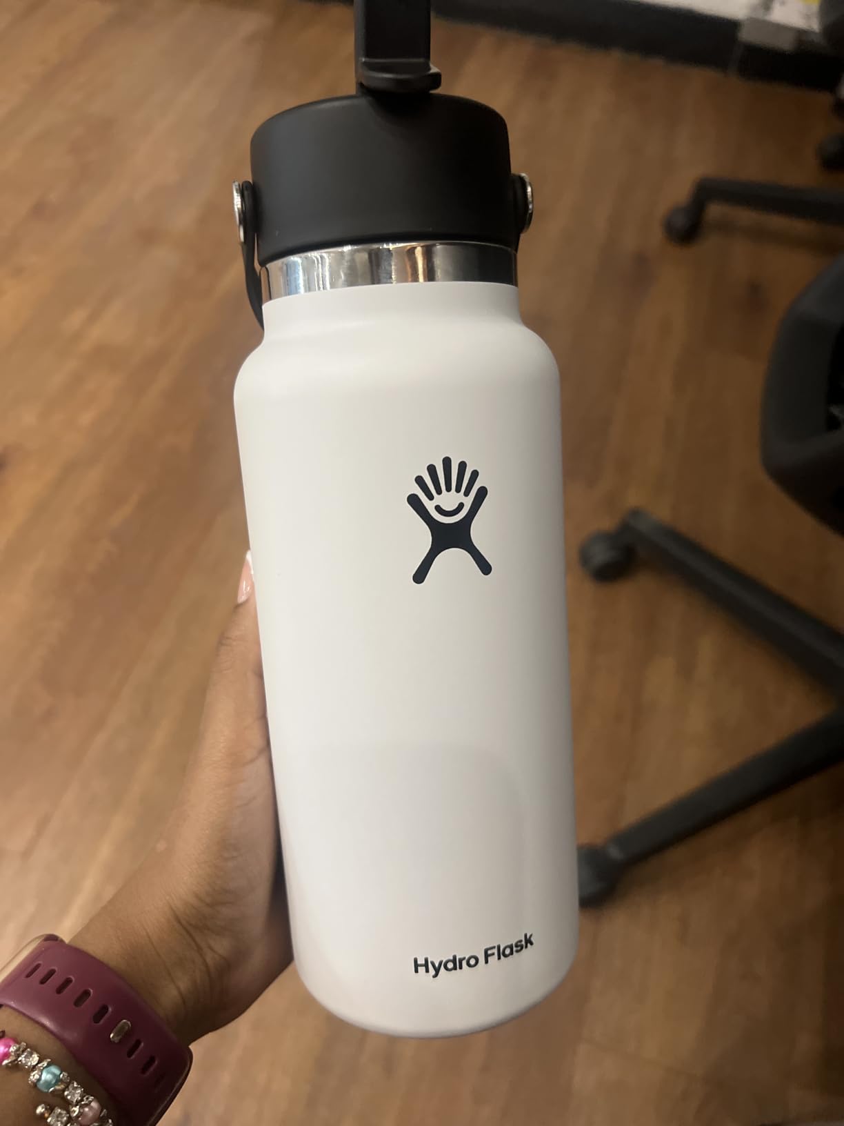 Hydro Flask Water Bottle - Insulated Stainless Steel - Wide Mouth Flex Lid, Non Spill, Leakproof and Refillable in 32 Oz Black - Customer Photo 1