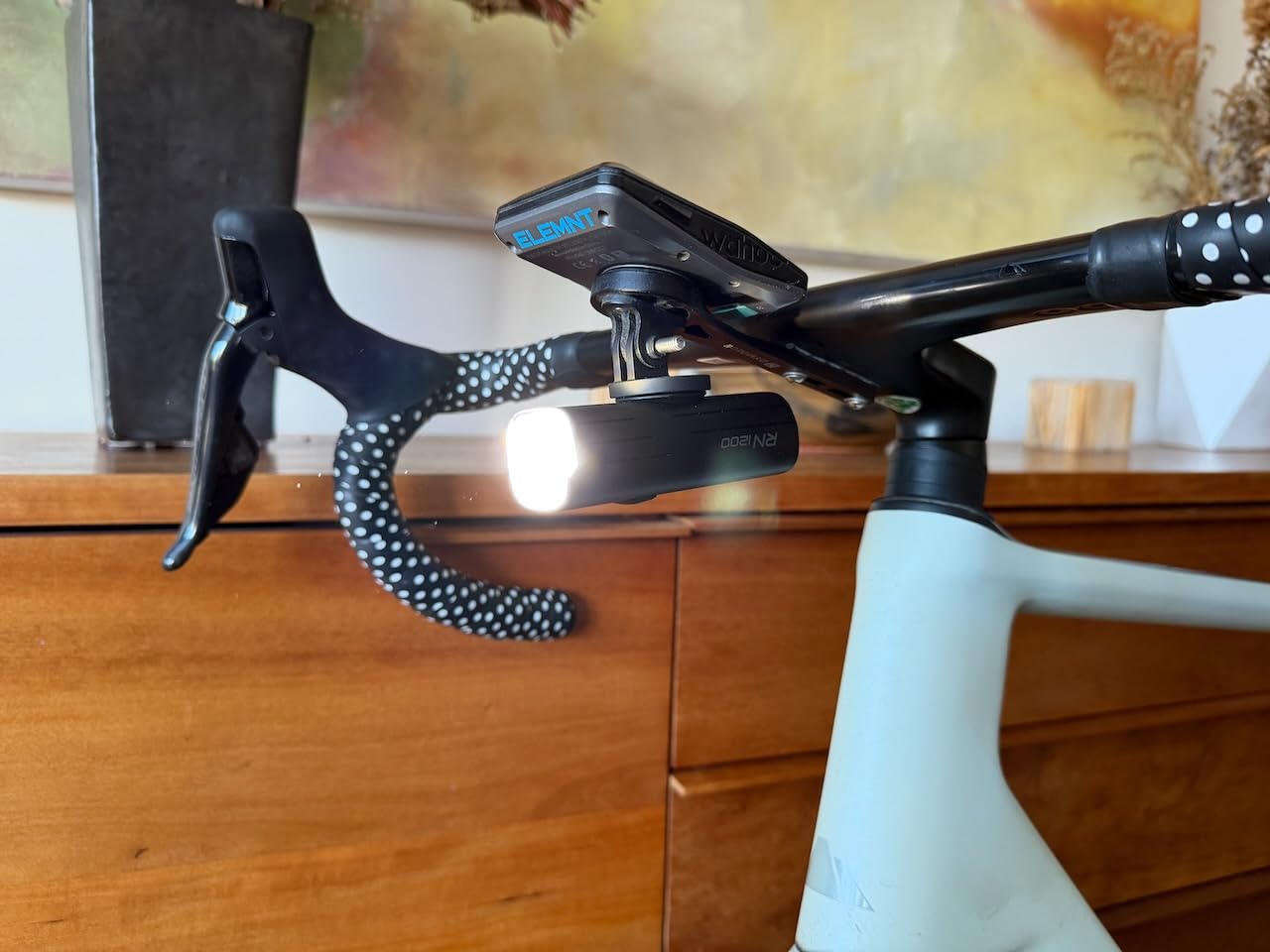 Magicshine Bike Light RN 1200, CREE LED, IPX7, 4000mAh Battery Type-C Reverse Charging, Powerful Bike Headlight Compatible with: Mountain, Kids, Street Customer Review Magicshine Bike Light RN 1200, CREE LED, IPX7, 4000mAh Battery Type-C Reverse Charging, Powerful Bike Headlight Compatible with: Mountain, Kids, Street - Customer Photo 1