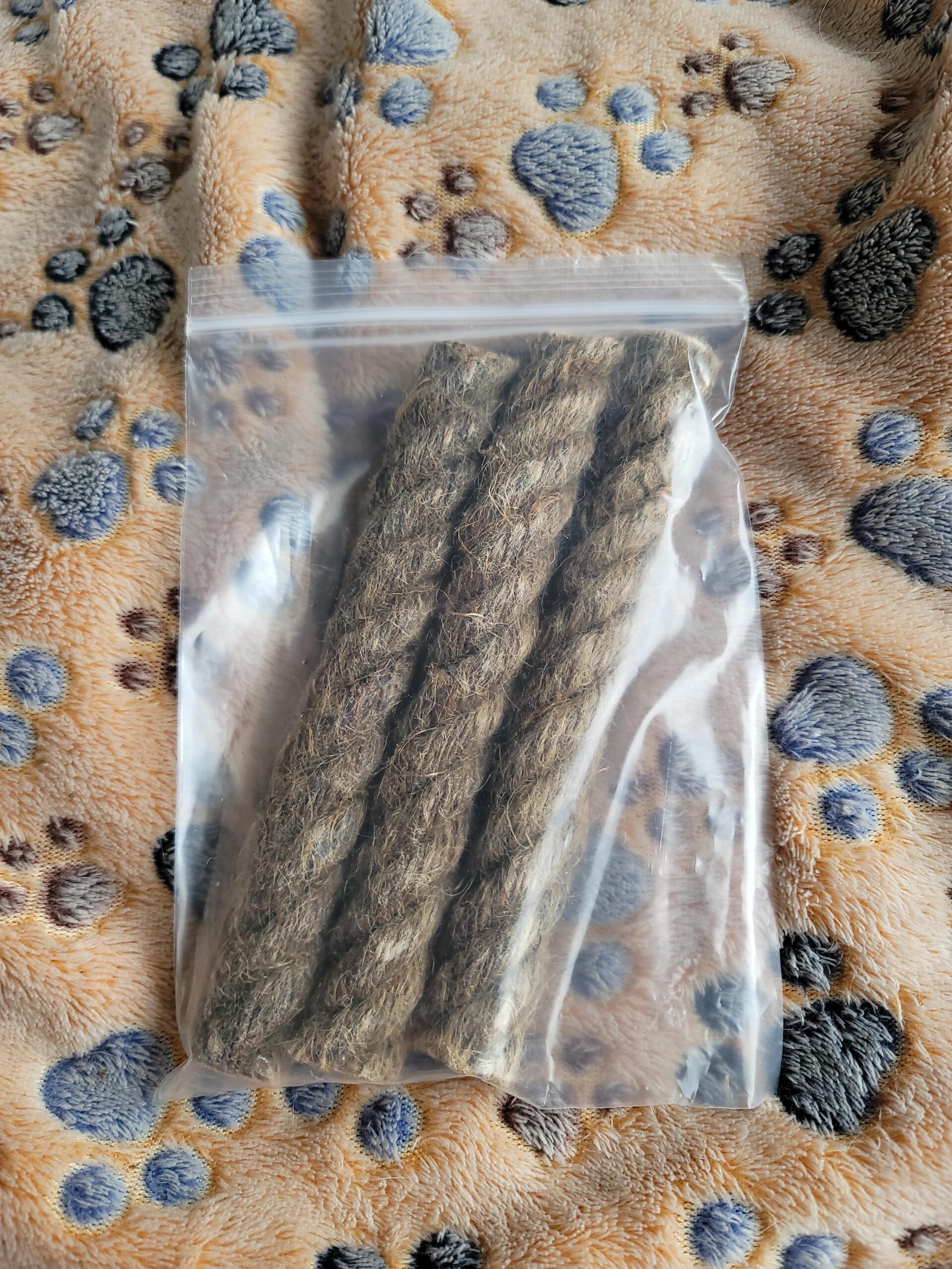 Bushcraft Survival Jumbo Jute Tinder Rope - 3 Pack Wax Infused Fire Starter Customer Review Bushcraft Survival Jumbo Jute Tinder Rope - 3 Pack Wax Infused Fire Starter - Customer Photo 2