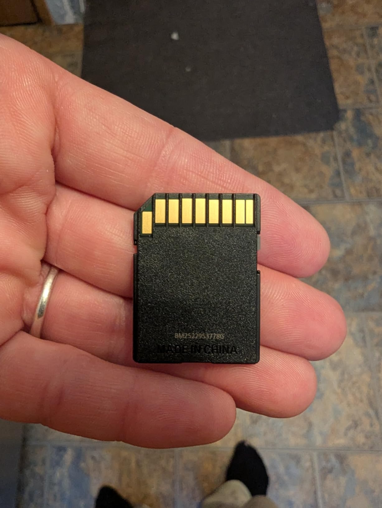 SanDisk 32GB Ultra 100MBs SDHC Memory Card customer photo 2