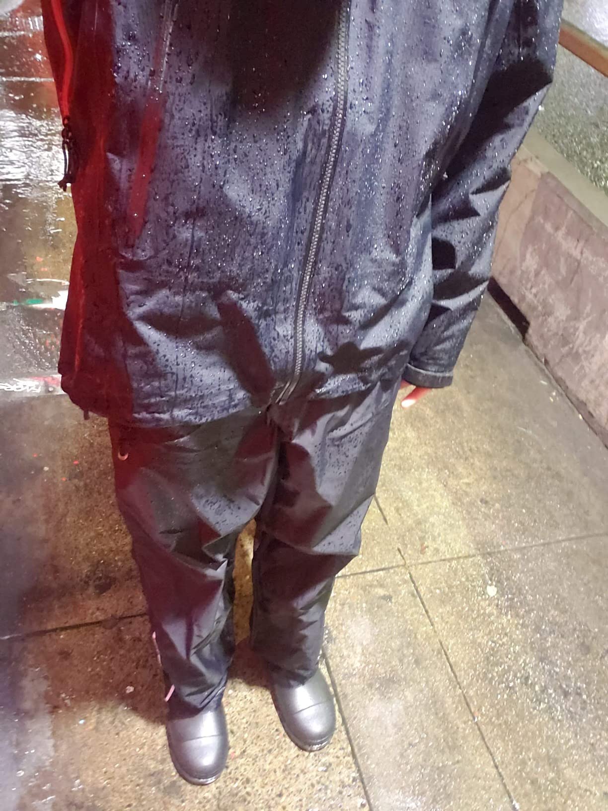 33,000ft Men's Rain Pants, Waterproof Rain Over Pants, Windproof Outdoor Pants for Hiking, Fishing Customer Review 33,000ft Men's Rain Pants, Waterproof Rain Over Pants, Windproof Outdoor Pants for Hiking, Fishing - Customer Photo 2