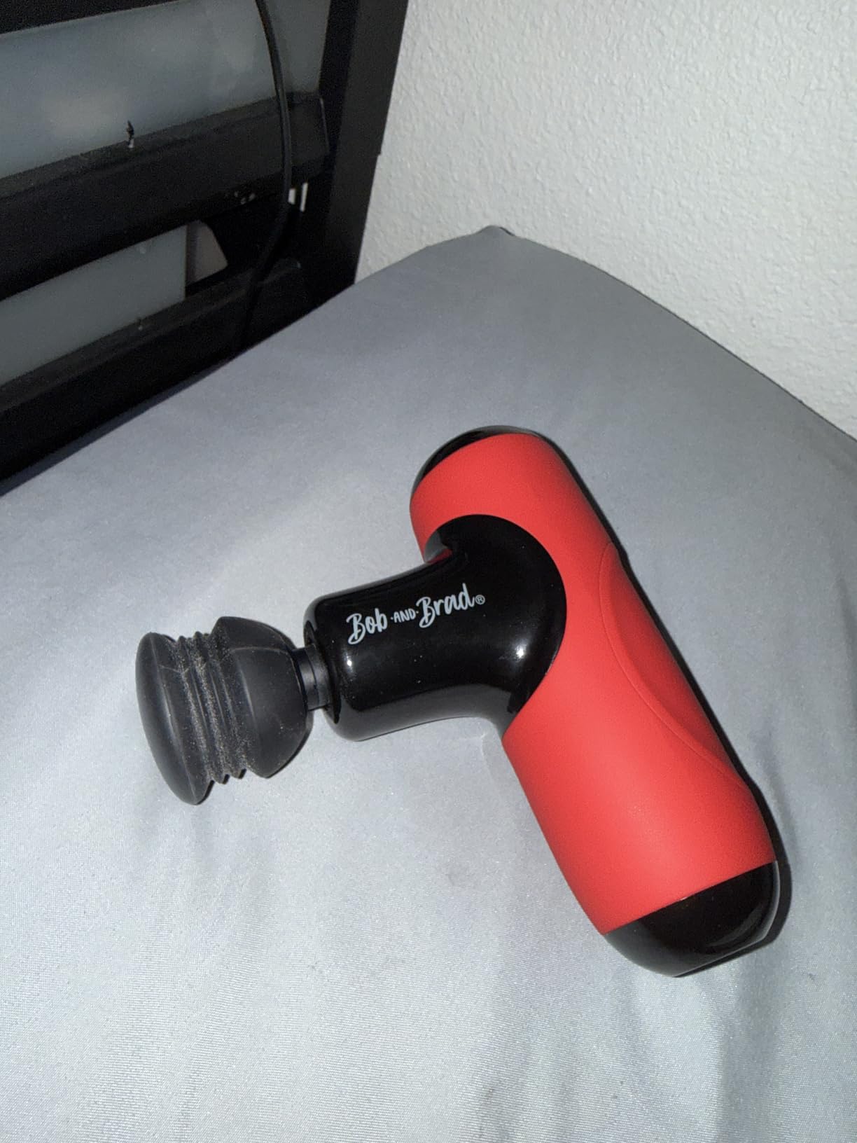 BOB AND BRAD Q2 Mini Massage Gun, Pocket-Sized Deep Tissue Massager Gun, Portable Percussion Muscle Massager Gun, Ultra Small & Quiet Muscle Massage Gun for Muscle Recovery with Carry Case Customer Review BOB AND BRAD Q2 Mini Massage Gun, Pocket-Sized Deep Tissue Massager Gun, Portable Percussion Muscle Massager Gun, Ultra Small & Quiet Muscle Massage Gun for Muscle Recovery with Carry Case - Customer Photo 2