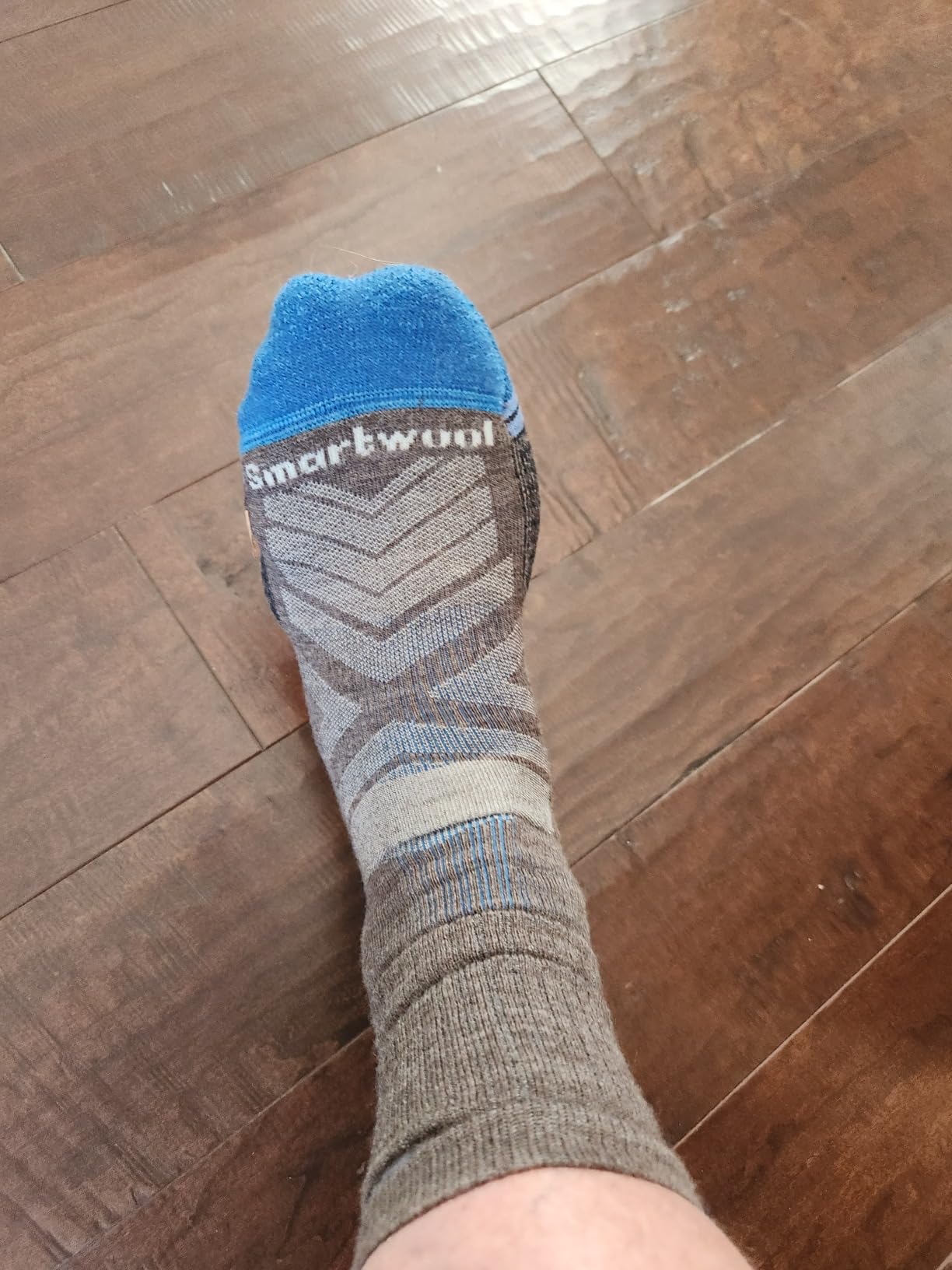 Smartwool Men's Hike Light Cushion Crew Socks Customer Review Smartwool Men's Hike Light Cushion Crew Socks - Customer Photo 1