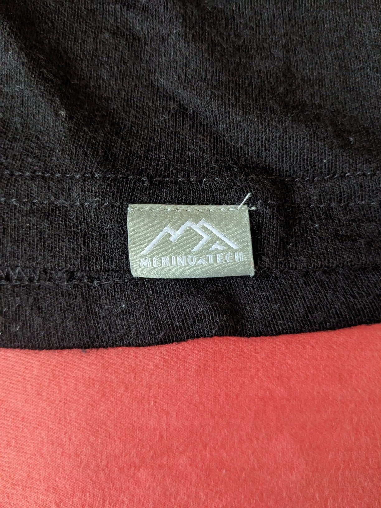 Merino Wool Base Layer Mens Set - Heavyweight, Midweight, Lite Merino Wool Thermal Underwear For Men Top, Bottom Customer Review Merino Wool Base Layer Mens Set - Heavyweight, Midweight, Lite Merino Wool Thermal Underwear For Men Top, Bottom - Customer Photo 1