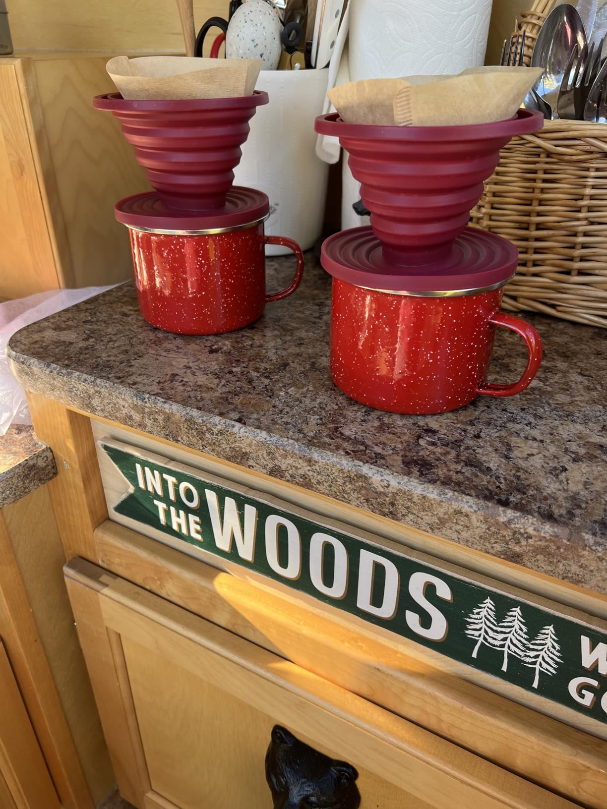 Attsky Collapsible Pour Over Coffee Dripper for Camp Coffee, Reusable Silicone Coffee Filter Holder for Camping Red - Customer Photo 1