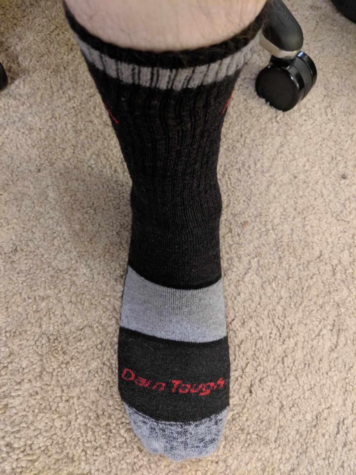 Darn Tough Vermont Men's Hiker Boot Full Cushion Midweight Hiking Socks - Customer Photo 2