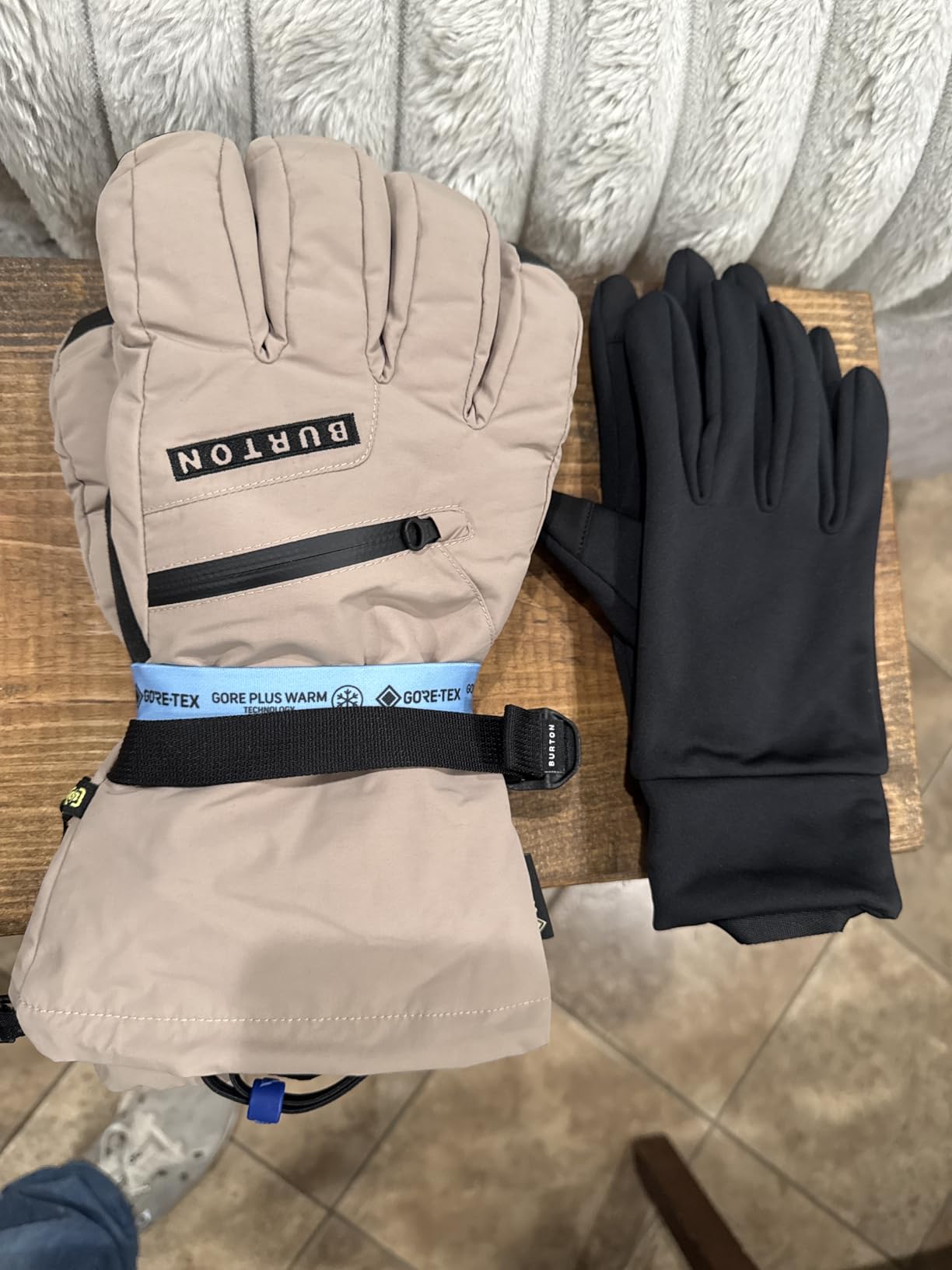 Burton Men's Gore-TEX Insulated Gloves – Waterproof Winter Snowboard Gloves - Customer Photo 1