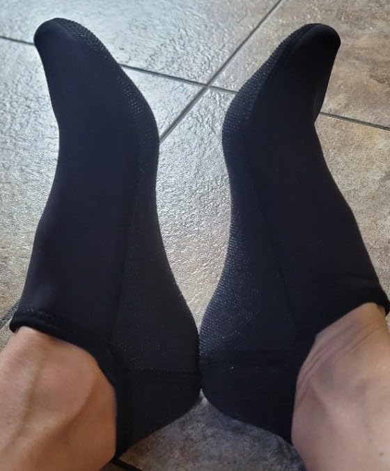 nitescuba Free Diving Socks 2.5mm Neoprene Wetsuit Socks Thermal Water Socks Fin Socks for Snorkeling Surfing Swimming - Customer Photo 2