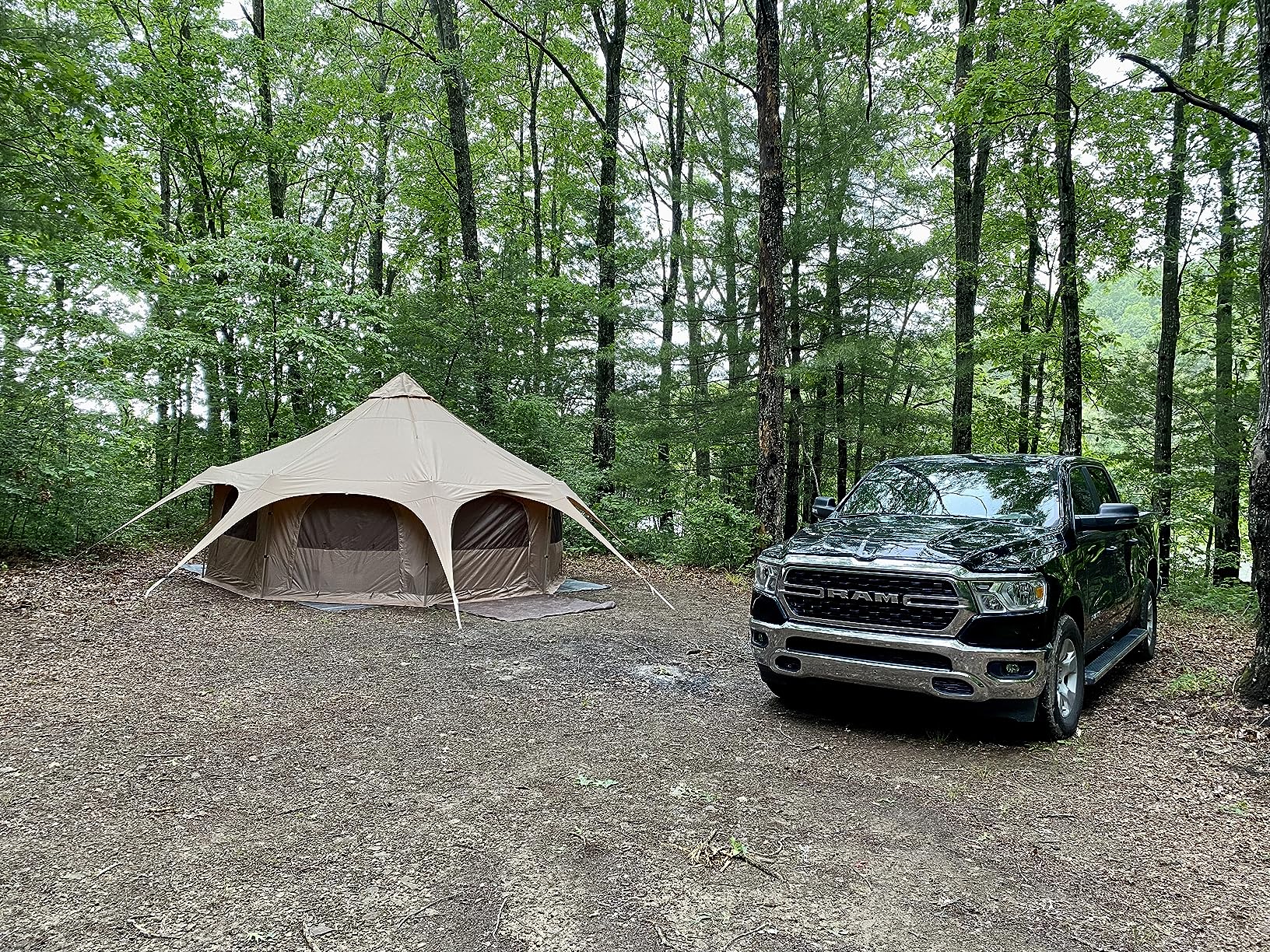 MC TOMOUNT Canvas Tent Bell Tent 16.4ft*High9.2ft with Stove Jack for Glamping Family Camping Zipped Removable Floor Customer Review MC TOMOUNT Canvas Tent Bell Tent 16.4ft*High9.2ft with Stove Jack for Glamping Family Camping Zipped Removable Floor - Customer Photo 5