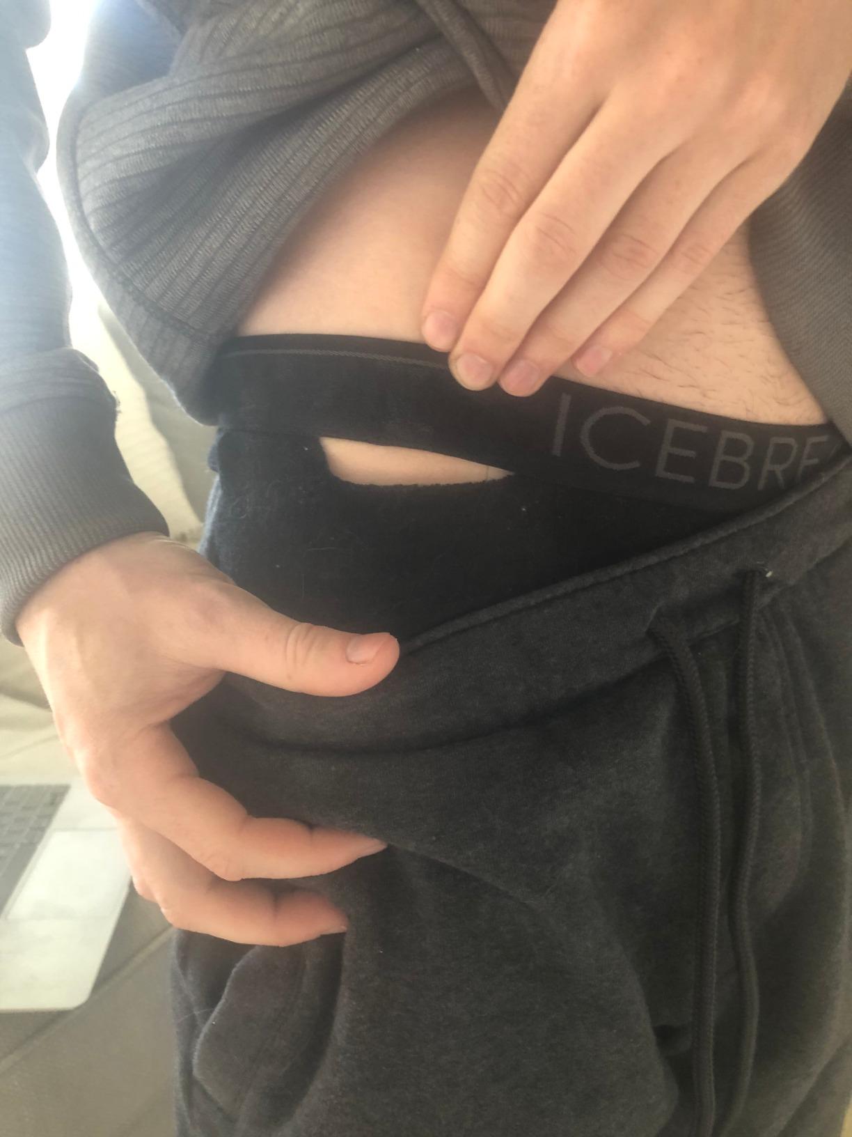 Icebreaker Men's Standard 175 Everyday Cold Weather Wool Base Layer Leggings Customer Review Icebreaker Men's Standard 175 Everyday Cold Weather Wool Base Layer Leggings - Customer Photo 1