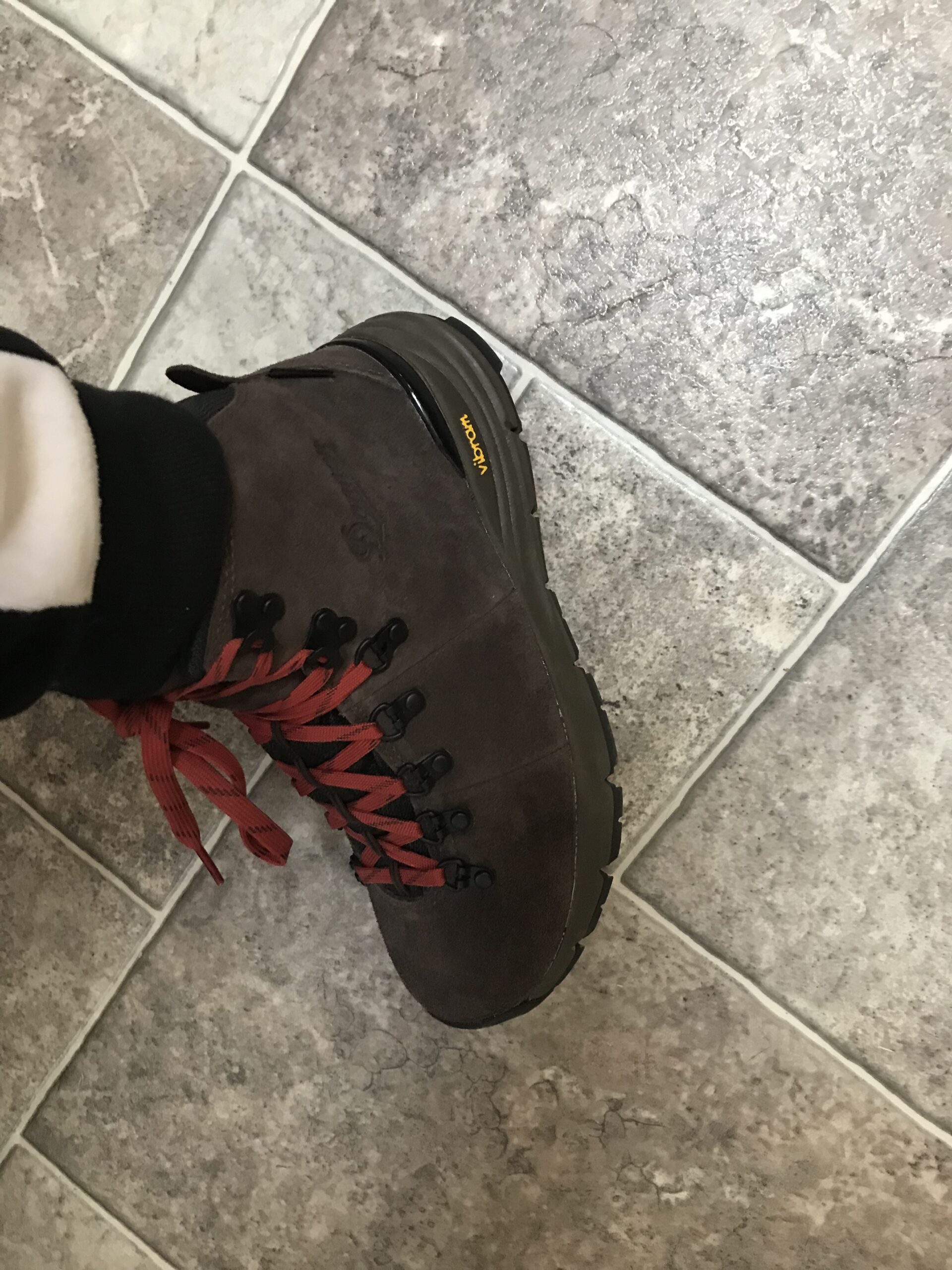 Danner Mountain 600 Hiking Boots for Women - Waterproof - Customer Photo 2