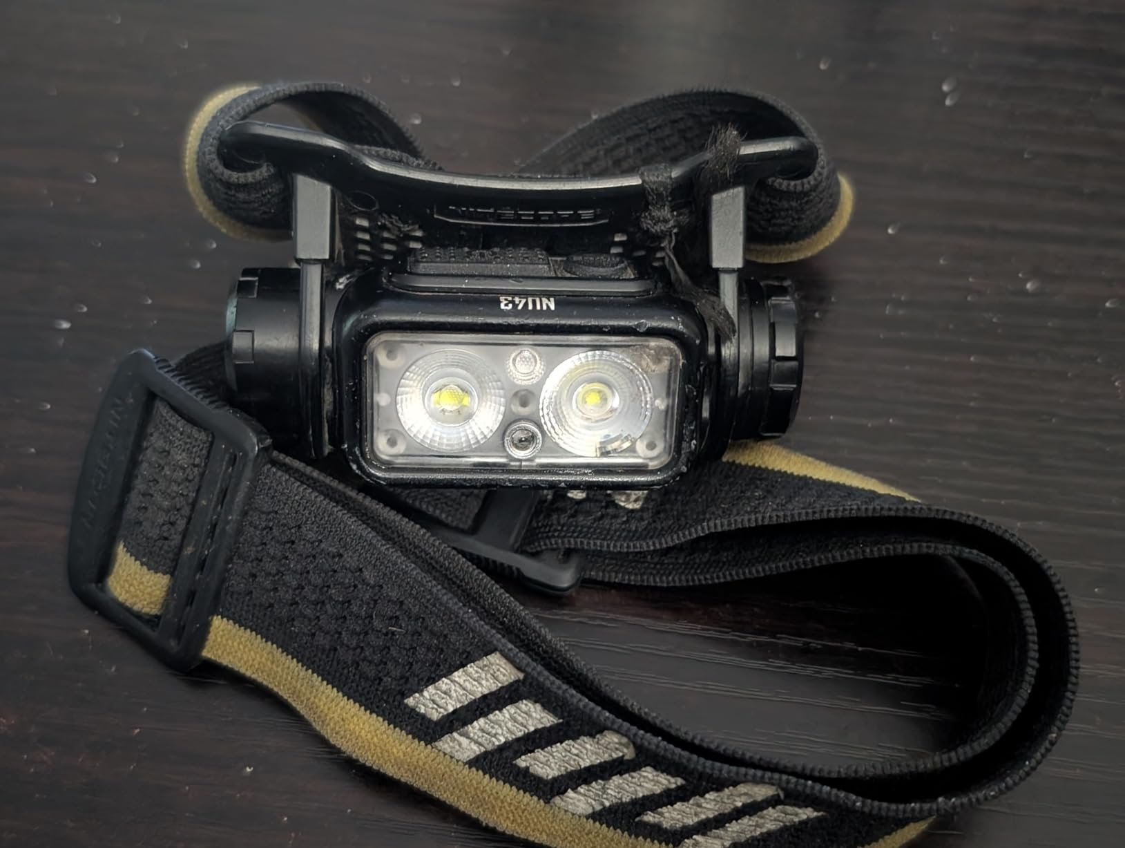 Nitecore NU43 Rechargeable Headlamp, 1400 lumens USB-C Bright Lightweight for Camping, Running, or Working, with Spotlight, Floodlight, Red Light, Including NitecoreS Sticker - Customer Photo 1