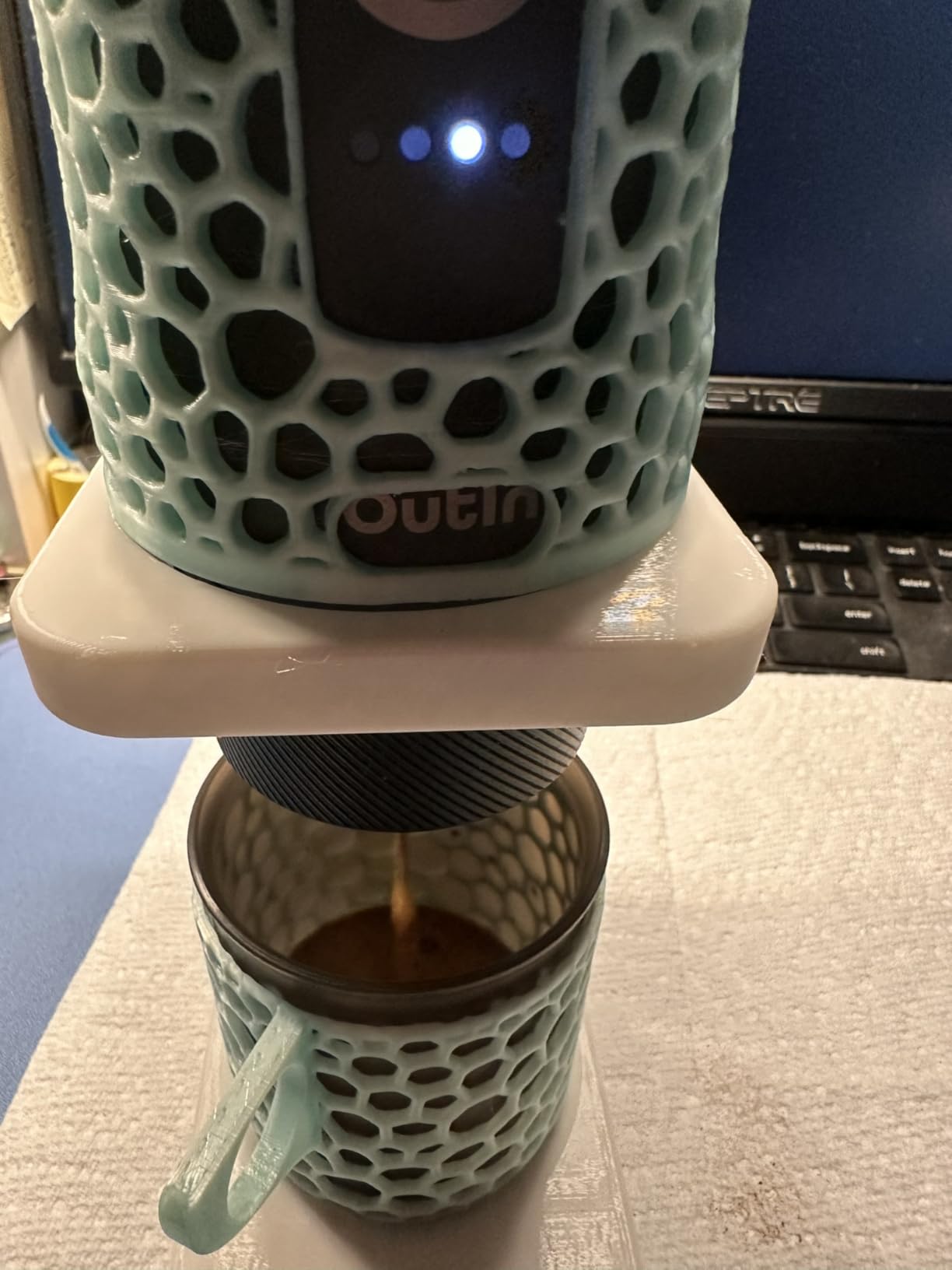 OutIn Nano Portable Electric Espresso Machine, Travel Coffee Maker for Camping, Car Coffee Maker Self-Heating with USB-C, With Ground Coffee & NS Capsule for RV, Hiking, Office - Customer Photo 2