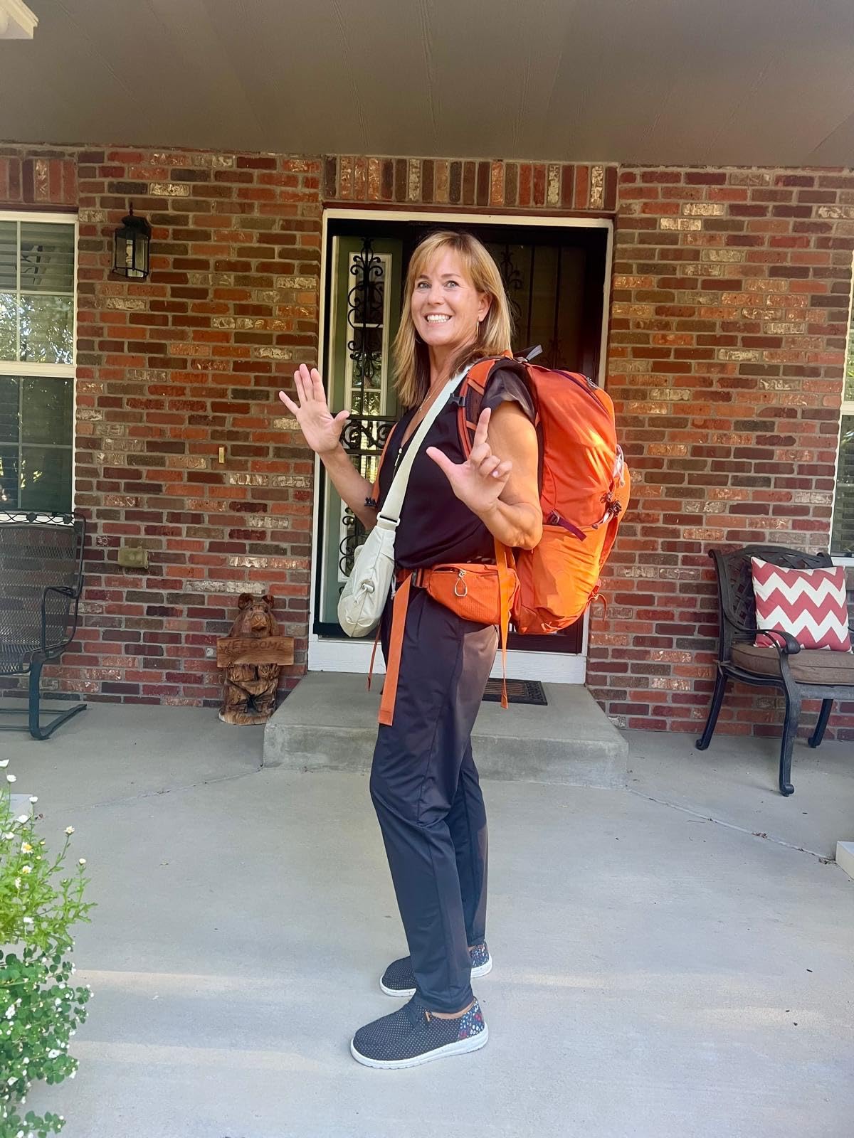 Gregory Jade 28L Women's Day Hiking Backpack, Ventilated Backpanel, Built-In Hydration Attachment for Bladder (Reservoir Not Included), Extra Small/Small, Moab Orange - Customer Photo 1