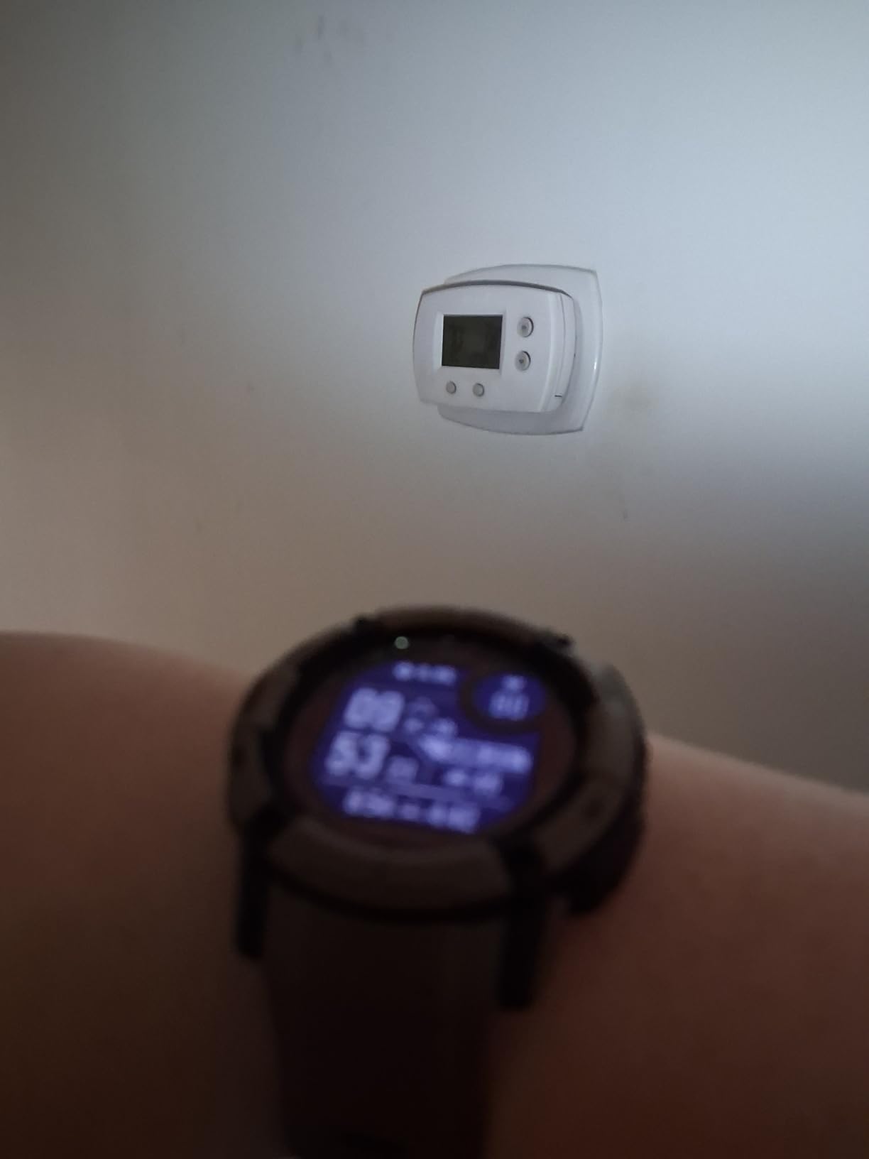 Garmin Instinct 2X Solar - Tactical Edition, Rugged GPS Smartwatch, Built-in Flashlight, Ballistics Calculator, Solar Charging Capability, Coyote Tan - Customer Photo 2