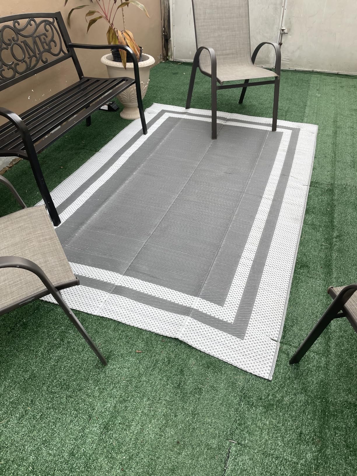 HappyTrends Outdoor Rug Reversible Portable Plastic Straw Camping Rugs for Outside RV,Large Waterproof Outdoor Area Rugs for Patio,Deck,Porch,Balcony(5'x 8',White&Gray) - Customer Photo 1