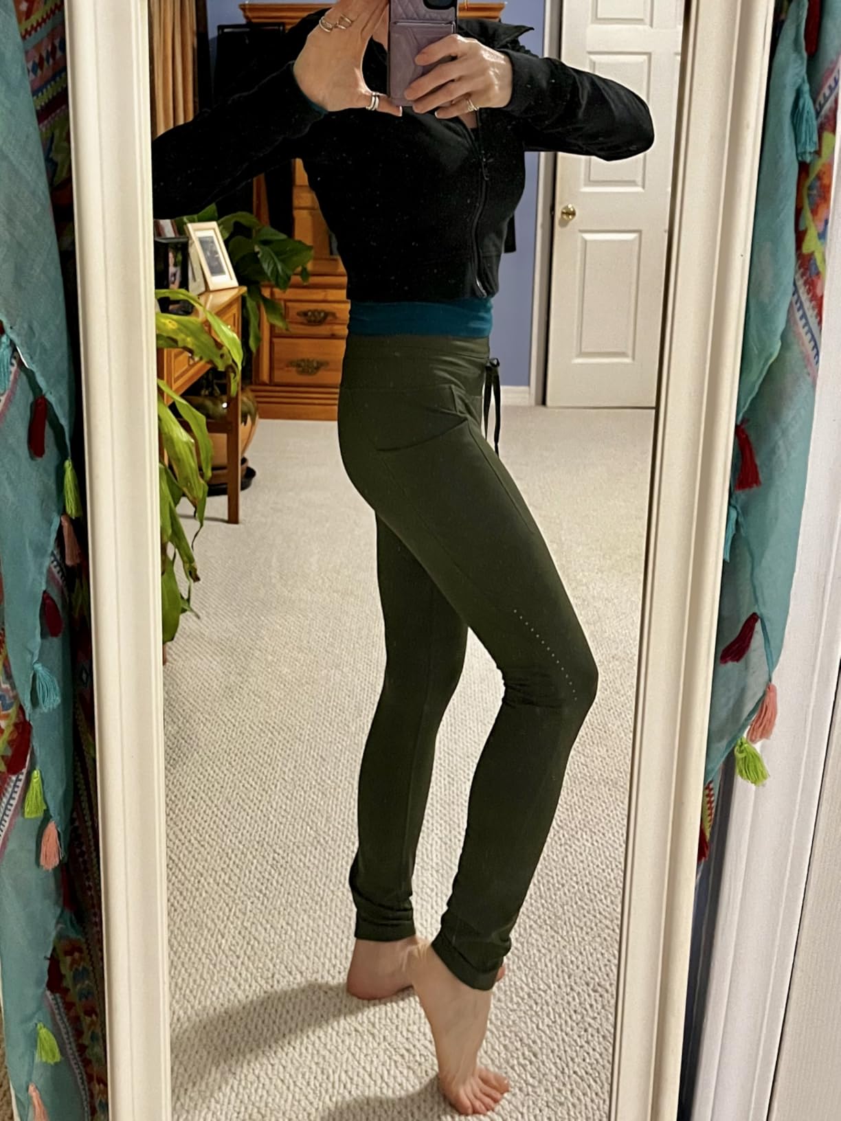 baleaf Women's Fleece Lined Leggings Water Resistant High Waisted Thermal Warm Winter Tights Ski Hiking Pants with Pockets - Customer Photo 1