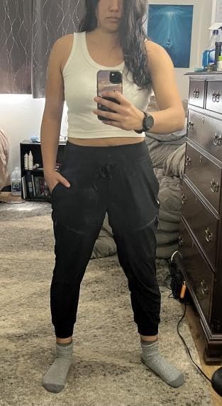baleaf Women's Joggers Lightweight Hiking Pants High Waist 5 Zipper Pockets Quick Dry Travel Athletic UPF50+ - Customer Photo 1