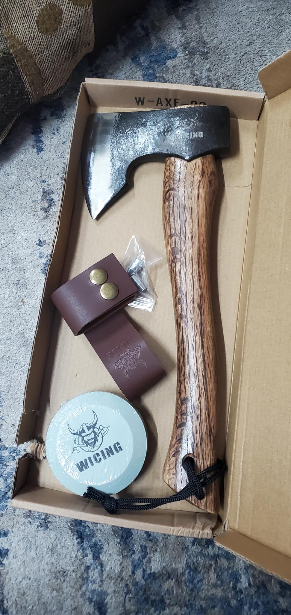 WICING 13.5 Inch Hatchet, Camping Axes and Hatchets 1065 Carbon Steel and Beech Handle, with Leather Sheath Customer Review WICING 13.5 Inch Hatchet, Camping Axes and Hatchets 1065 Carbon Steel and Beech Handle, with Leather Sheath - Customer Photo 1