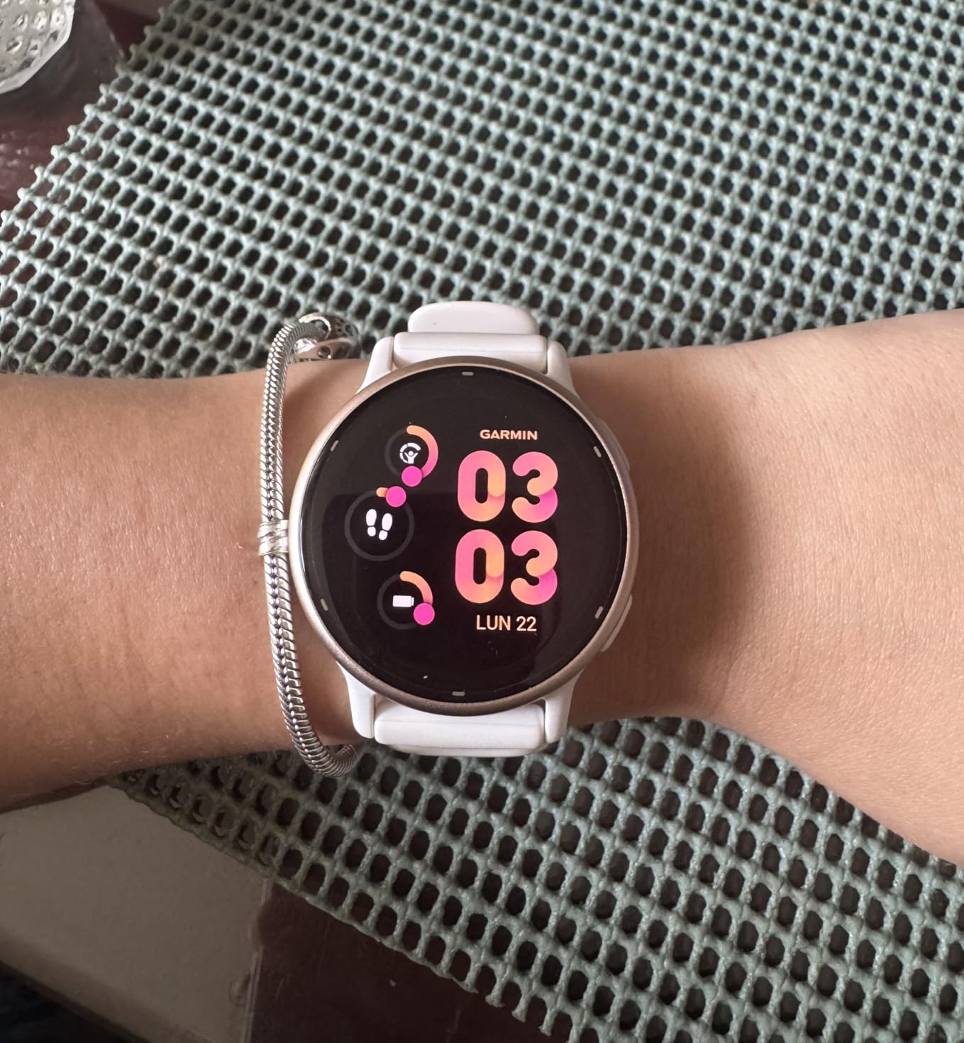 Garmin Vivoactive 5, Health and Fitness GPS Smartwatch, AMOLED Display, Up to 11 Days of Battery, Slate Aluminum Bezel with Black Case and Silicone Band customer photo 2